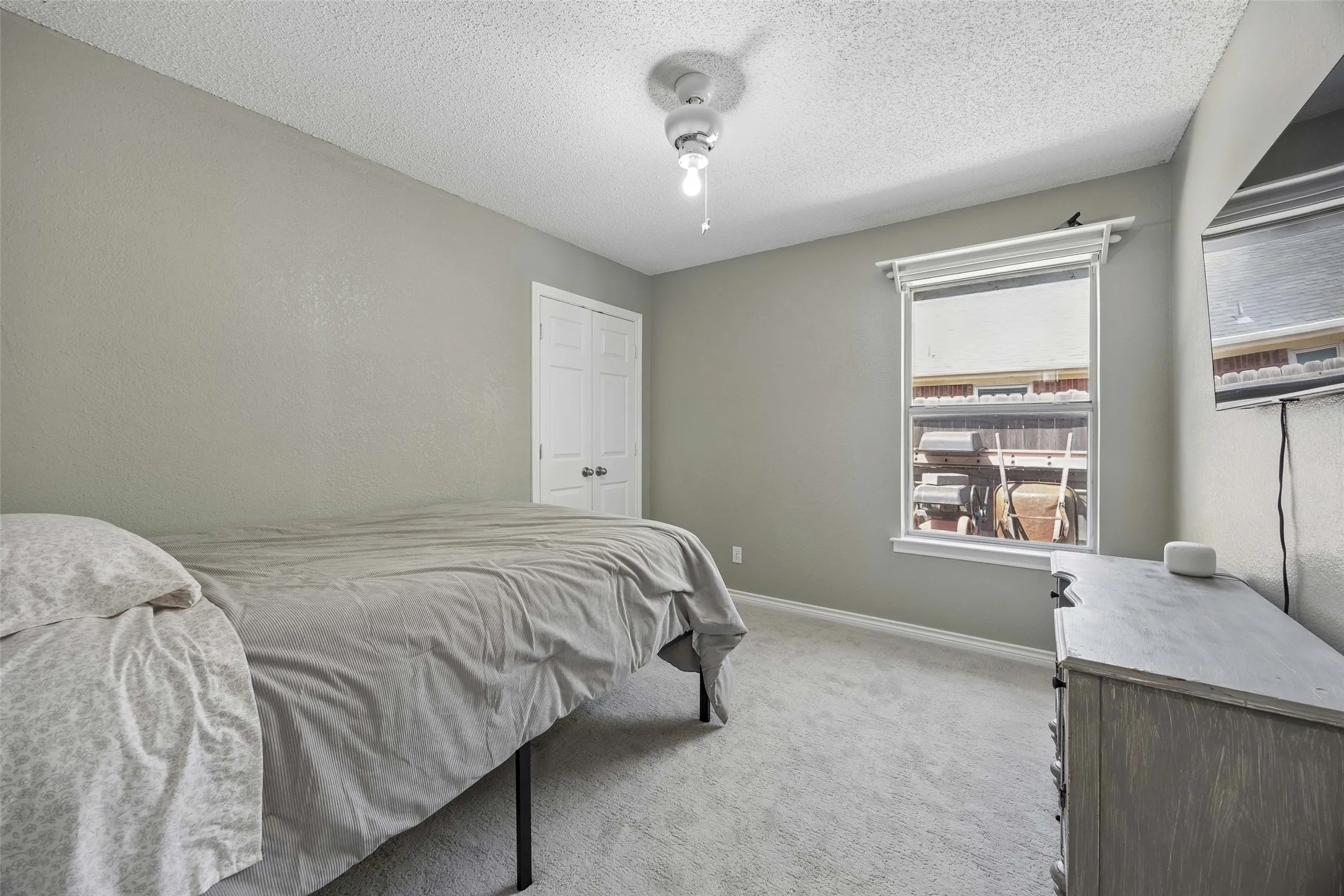 Single Family Residence For Sale in Tarrant County , 340 Austin Street, Keller, Texas 76248, 5 Bedroom, 2 Bathroom, 1 Garage spaces, 1,555 Sqft, built in 1992, mls#21363088, Real Estate Agent in Keller, Homes For Sale in Tarrant county, Homes For Sale in Keller, Realtor in Keller Texas, Real Estate Brokerage Independent Realty Texas, Luminita Cordes Realtor