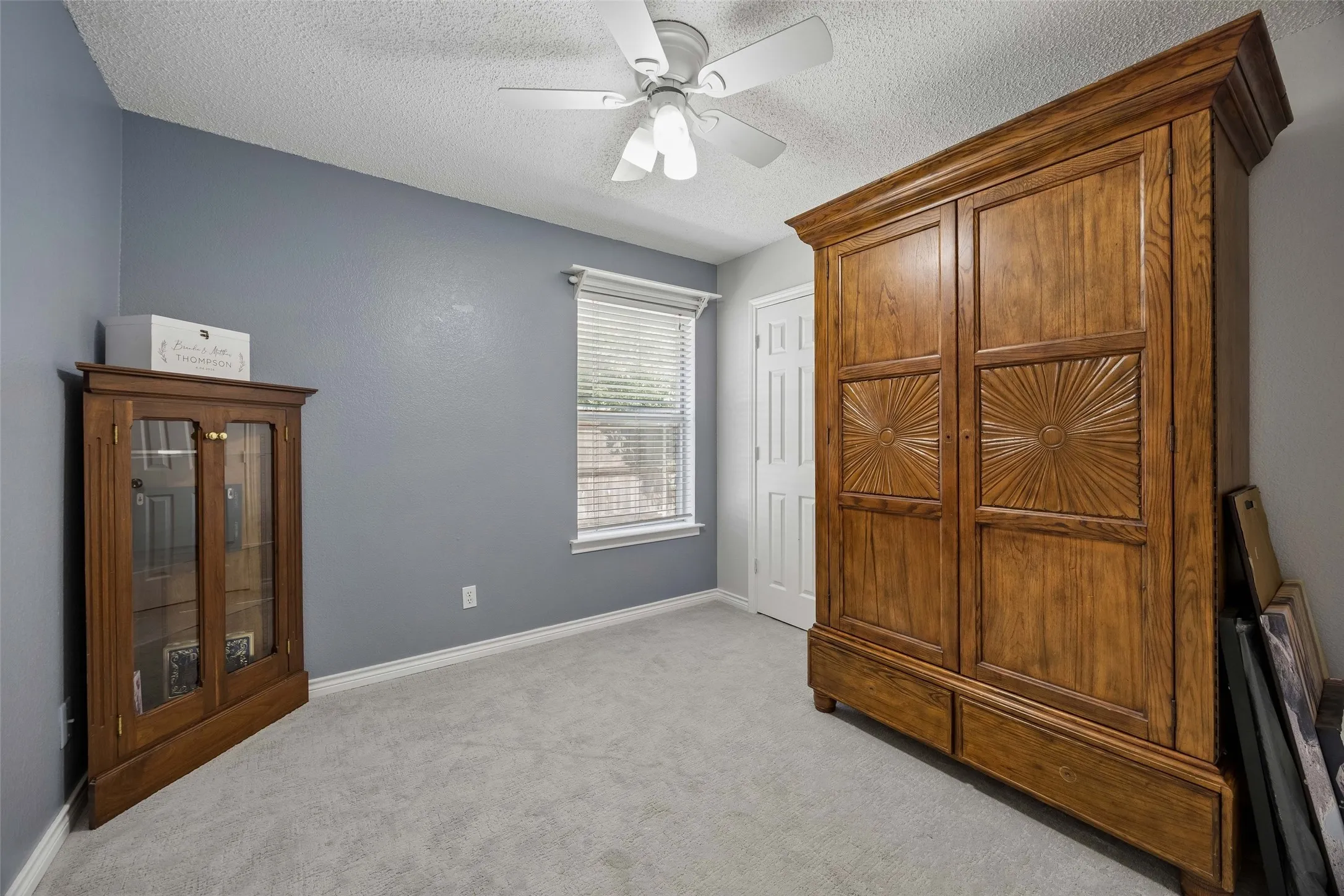 Single Family Residence For Sale in Tarrant County , 340 Austin Street, Keller, Texas 76248, 5 Bedroom, 2 Bathroom, 1 Garage spaces, 1,555 Sqft, built in 1992, mls#21363088, Real Estate Agent in Keller, Homes For Sale in Tarrant county, Homes For Sale in Keller, Realtor in Keller Texas, Real Estate Brokerage Independent Realty Texas, Luminita Cordes Realtor