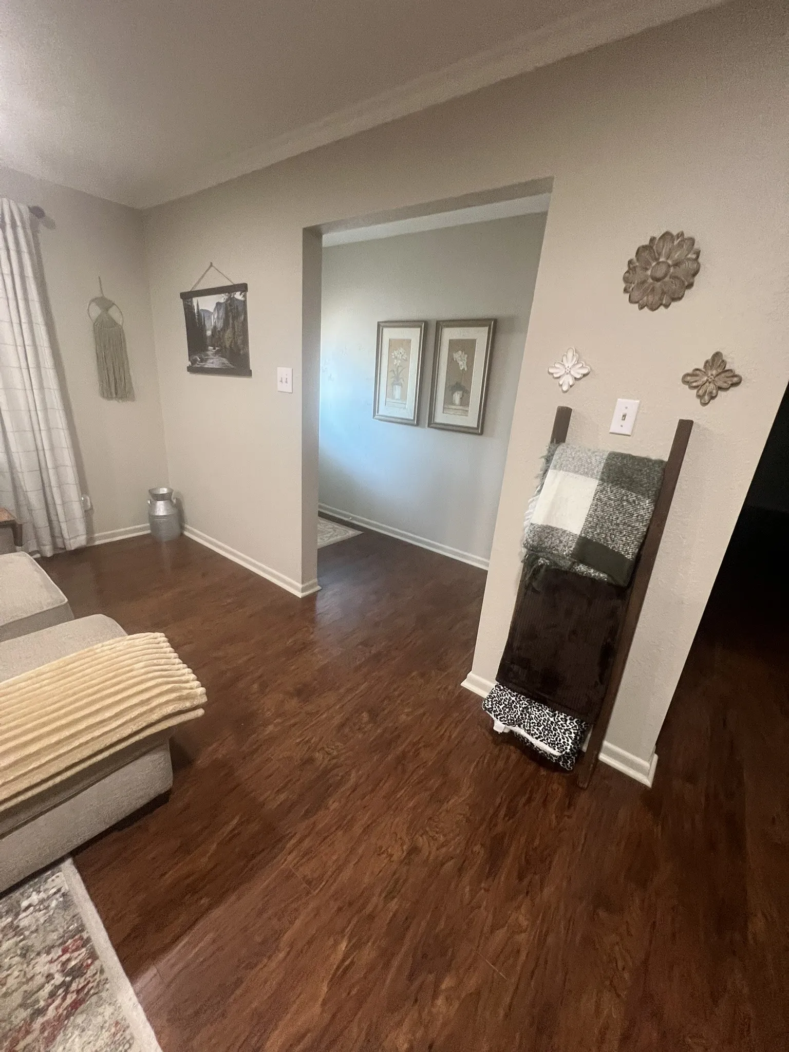 Single Family Residence For Rent in Taylor County , 1526 Rosewood Drive, Abilene, Texas 79603, 3 Bedroom, 2 Bathroom, 1 Garage spaces, 1,771 Sqft, built in 1963, mls#21363280, Real Estate Agent in Abilene, Homes For Rent in Taylor county, Homes For Rent in Abilene, Realtor in Abilene Texas, Real Estate Brokerage Independent Realty Texas, Luminita Cordes Realtor