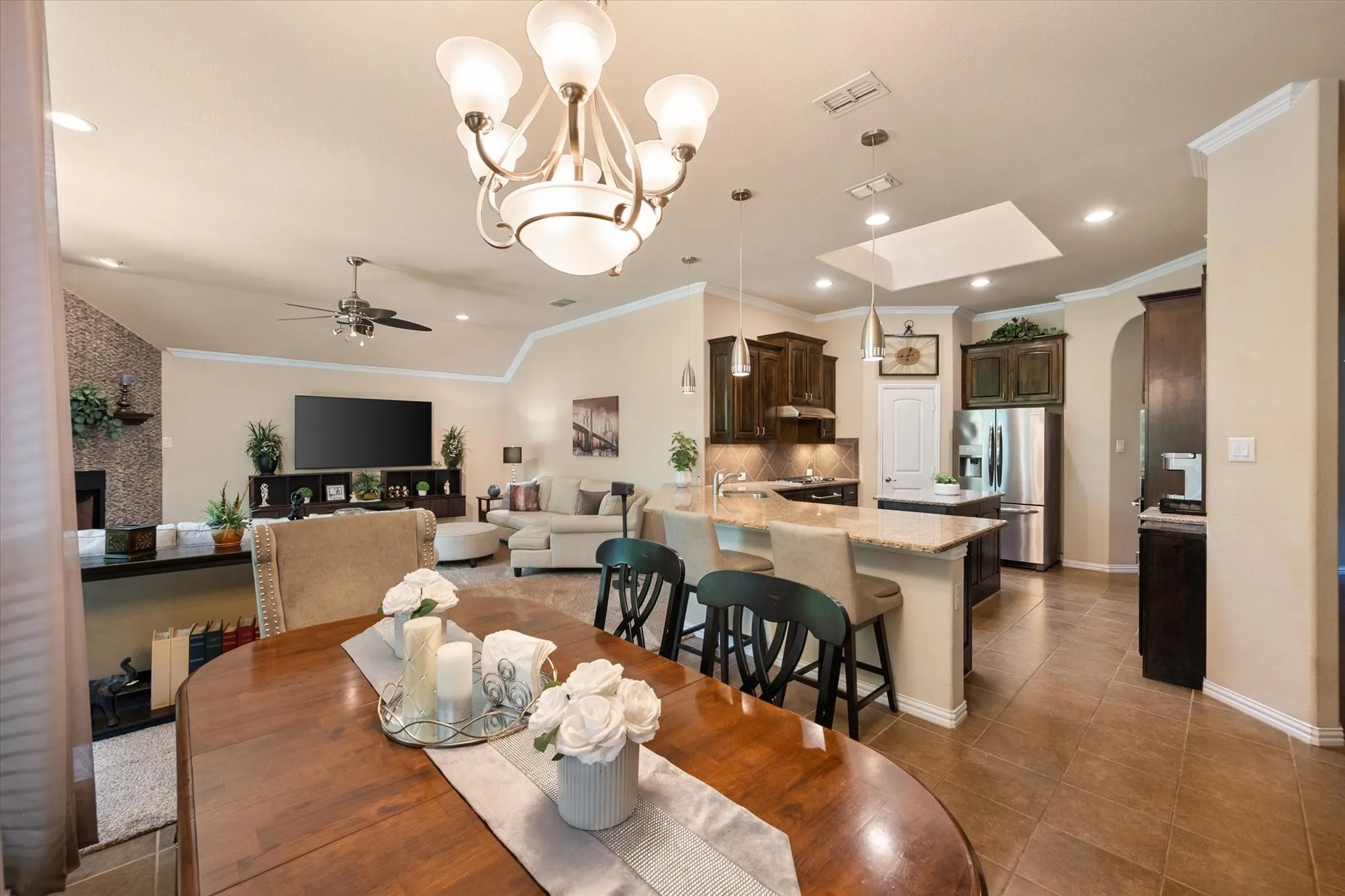 Single Family Residence For Sale in Tarrant County , 2943 Trail Lake Drive, Grand Prairie, Texas 75054, 4 Bedroom, 3 Bathroom, 2 Garage spaces, 2,392 Sqft, built in 2014, mls#21327974, Real Estate Agent in Grand Prairie, Homes For Sale in Tarrant county, Homes For Sale in Grand Prairie, Realtor in Grand Prairie Texas, Real Estate Brokerage Independent Realty Texas, Luminita Cordes Realtor