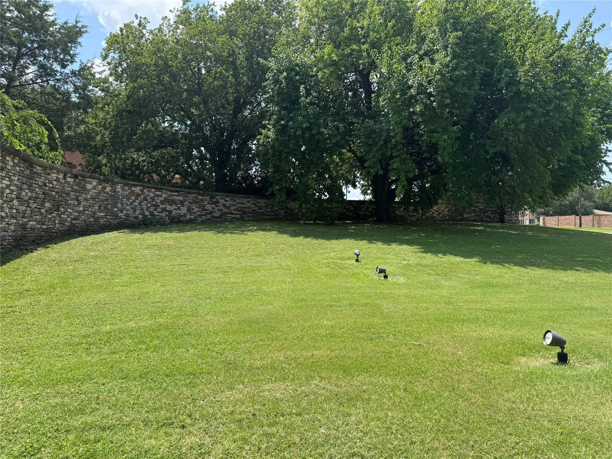 Improved Land For Sale in Dallas County , 1701 Plum Creek Drive, De Soto, Texas 75115, 0, 0, Garage spaces, 0 Sqft, built in 0, mls#21361314, Real Estate Agent in De Soto, Homes For Sale in Dallas county, Homes For Sale in De Soto, Realtor in De Soto Texas, Real Estate Brokerage Independent Realty Texas, Luminita Cordes Realtor
