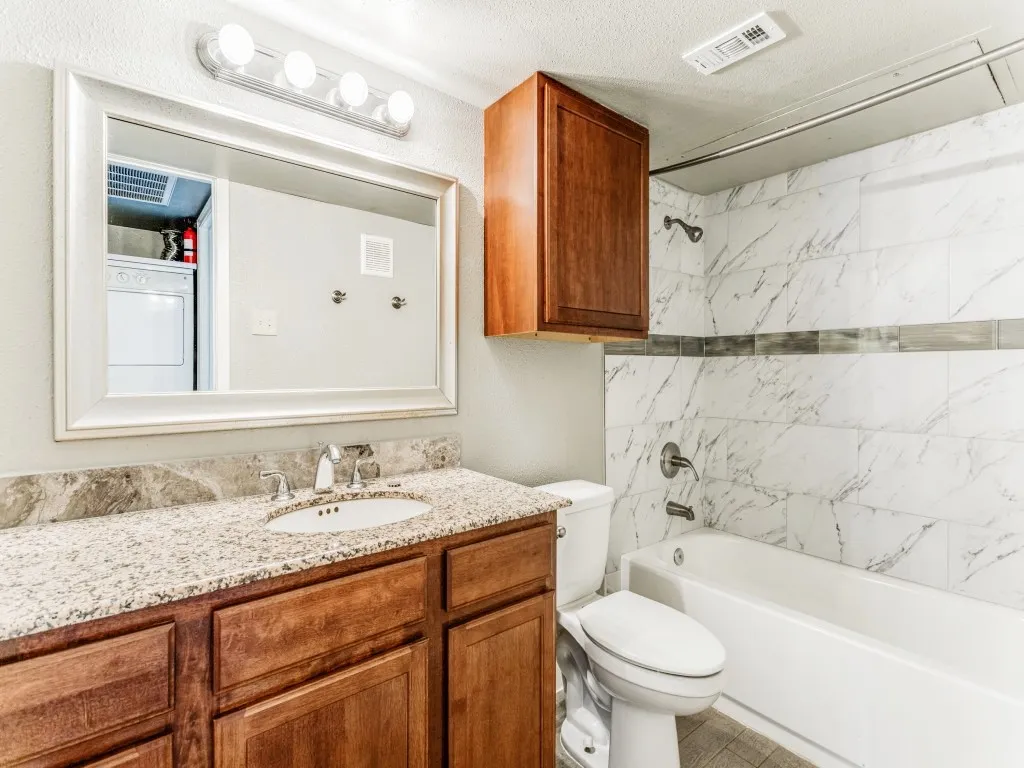 Condominium For Rent in Dallas County , 1503 N Garrett Avenue 111, Dallas, Texas 75206, 1 Bedroom, 1 Bathroom, Garage spaces, 586 Sqft, built in 1982, mls#21363298, Real Estate Agent in Dallas, Homes For Rent in Dallas county, Homes For Rent in Dallas, Realtor in Dallas Texas, Real Estate Brokerage Independent Realty Texas, Luminita Cordes Realtor
