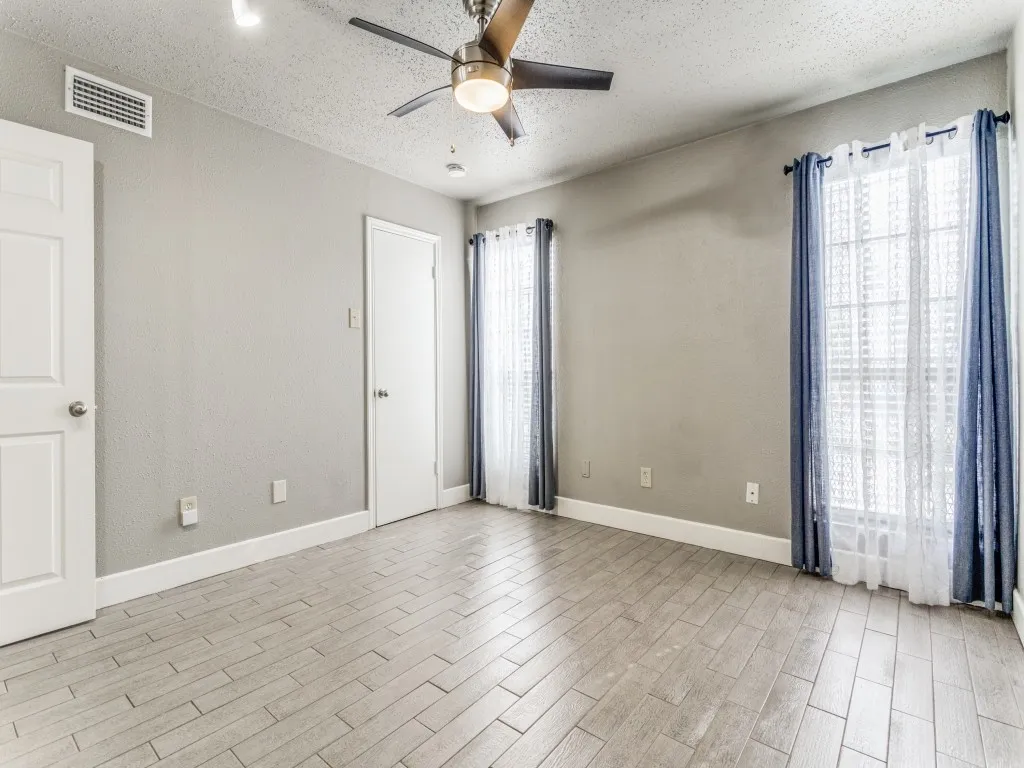 Condominium For Rent in Dallas County , 1503 N Garrett Avenue 111, Dallas, Texas 75206, 1 Bedroom, 1 Bathroom, Garage spaces, 586 Sqft, built in 1982, mls#21363298, Real Estate Agent in Dallas, Homes For Rent in Dallas county, Homes For Rent in Dallas, Realtor in Dallas Texas, Real Estate Brokerage Independent Realty Texas, Luminita Cordes Realtor