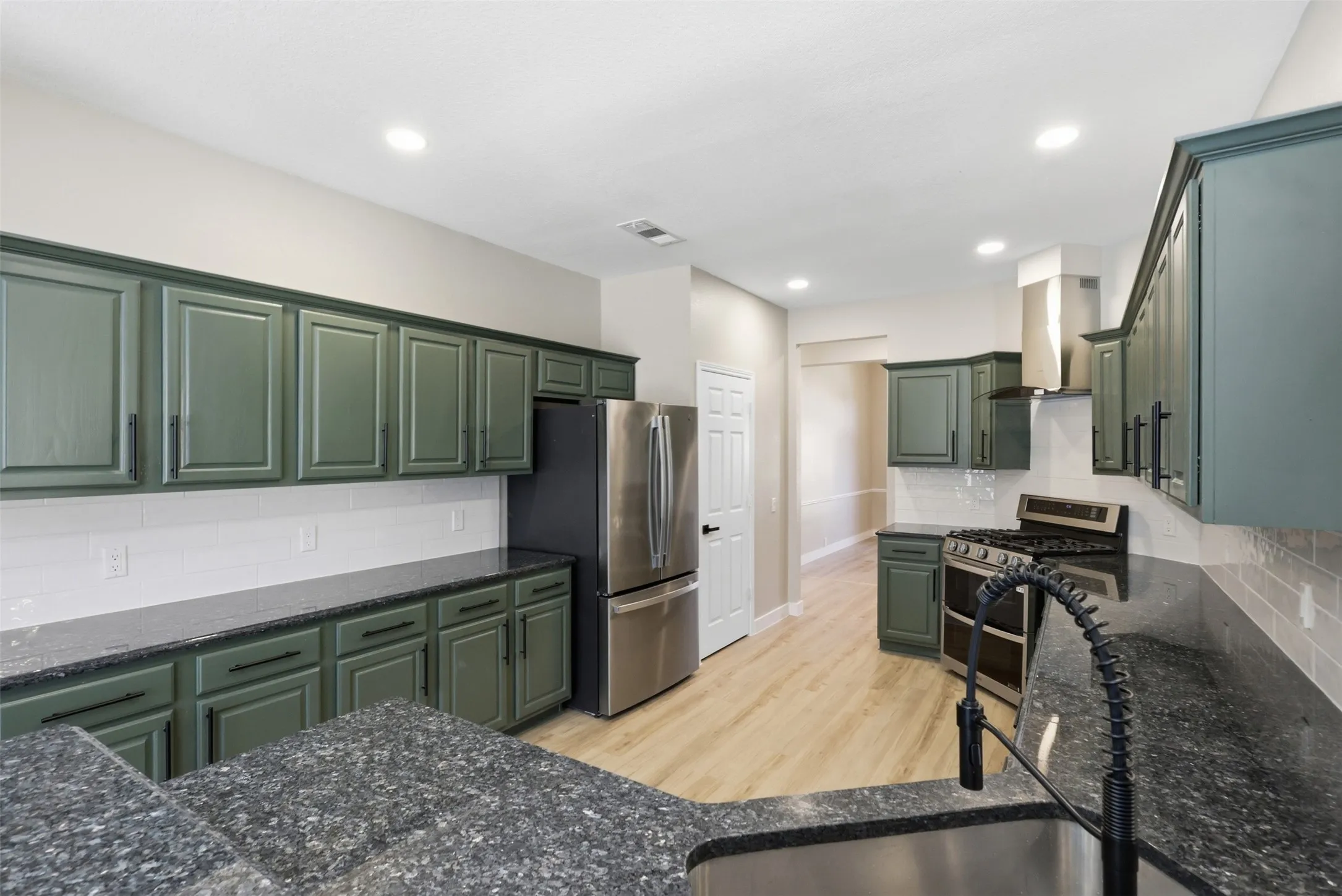 Single Family Residence For Sale in Rockwall County , 110 Julian Drive, Rockwall, Texas 75087, 4 Bedroom, 2 Bathroom, 2 Garage spaces, 2,296 Sqft, built in 1996, mls#21361806, Real Estate Agent in Rockwall, Homes For Sale in Rockwall county, Homes For Sale in Rockwall, Realtor in Rockwall Texas, Real Estate Brokerage Independent Realty Texas, Luminita Cordes Realtor