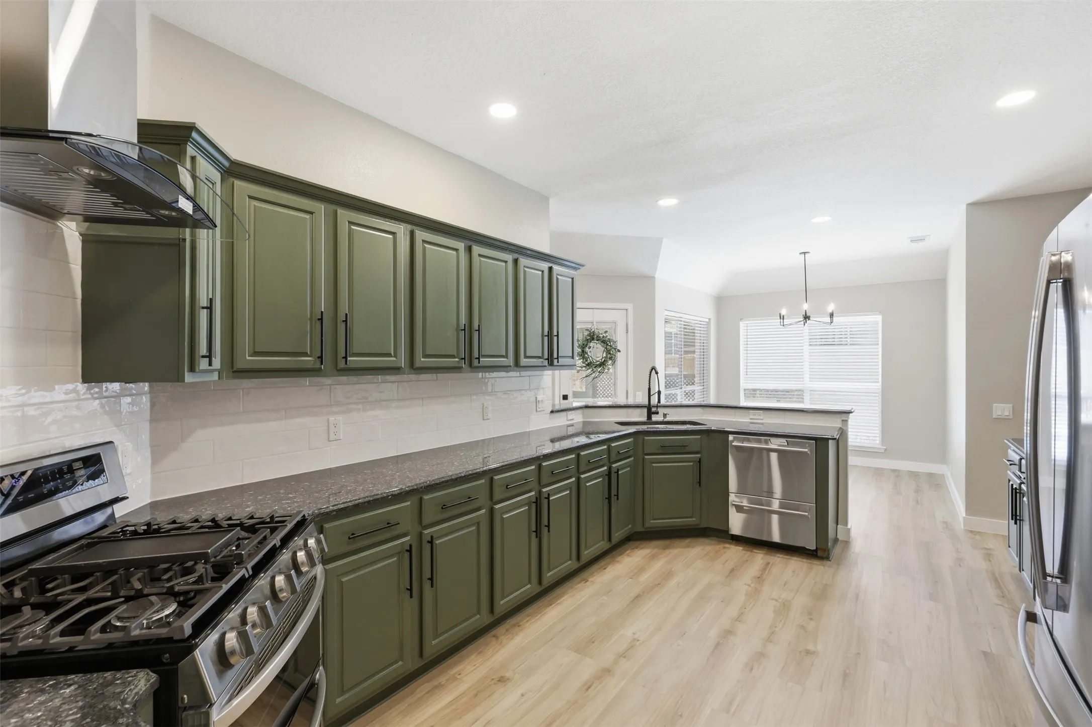 Single Family Residence For Sale in Rockwall County , 110 Julian Drive, Rockwall, Texas 75087, 4 Bedroom, 2 Bathroom, 2 Garage spaces, 2,296 Sqft, built in 1996, mls#21361806, Real Estate Agent in Rockwall, Homes For Sale in Rockwall county, Homes For Sale in Rockwall, Realtor in Rockwall Texas, Real Estate Brokerage Independent Realty Texas, Luminita Cordes Realtor