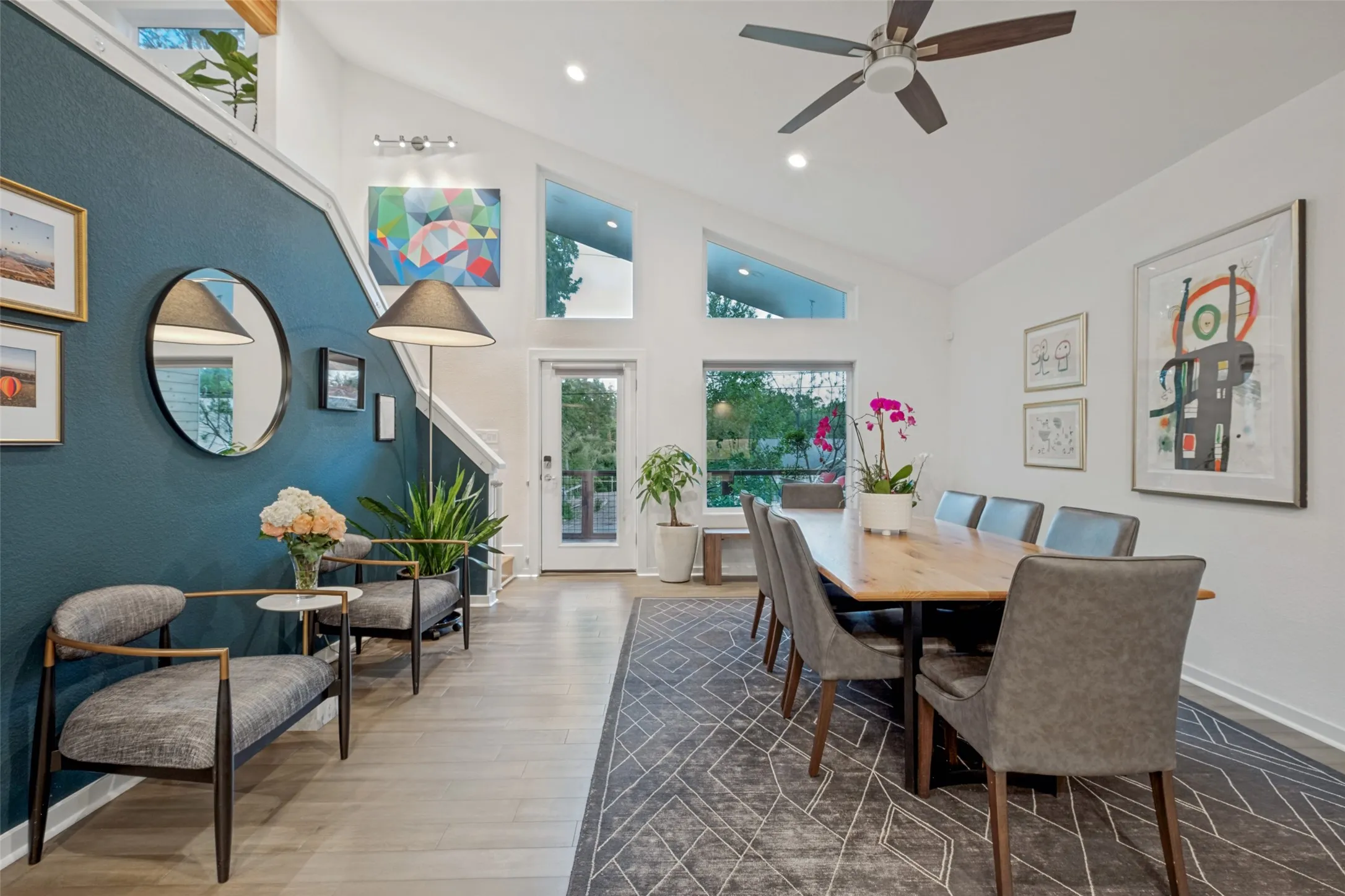 Single Family Residence For Sale in Dallas County , 8627 San Leandro Drive, Dallas, Texas 75218, 5 Bedroom, 5 Bathroom, 2 Garage spaces, 2,925 Sqft, built in 2019, mls#21340013, Real Estate Agent in Dallas, Homes For Sale in Dallas county, Homes For Sale in Dallas, Realtor in Dallas Texas, Real Estate Brokerage Independent Realty Texas, Luminita Cordes Realtor