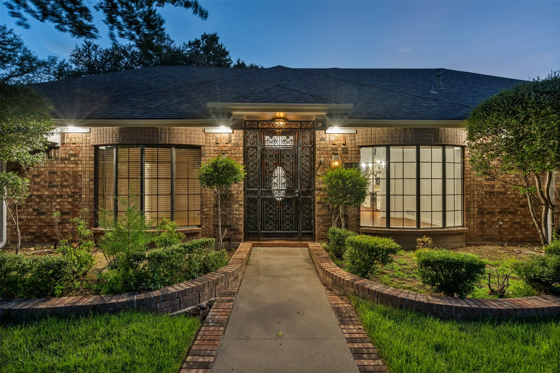 Single Family Residence For Sale in Wichita County , 2614 San Simeon Drive, Wichita Falls, Texas 76308, 4 Bedroom, 3 Bathroom, 2 Garage spaces, 4,004 Sqft, built in 1983, mls#21362629, Real Estate Agent in Wichita Falls, Homes For Sale in Wichita county, Homes For Sale in Wichita Falls, Realtor in Wichita Falls Texas, Real Estate Brokerage Independent Realty Texas, Luminita Cordes Realtor