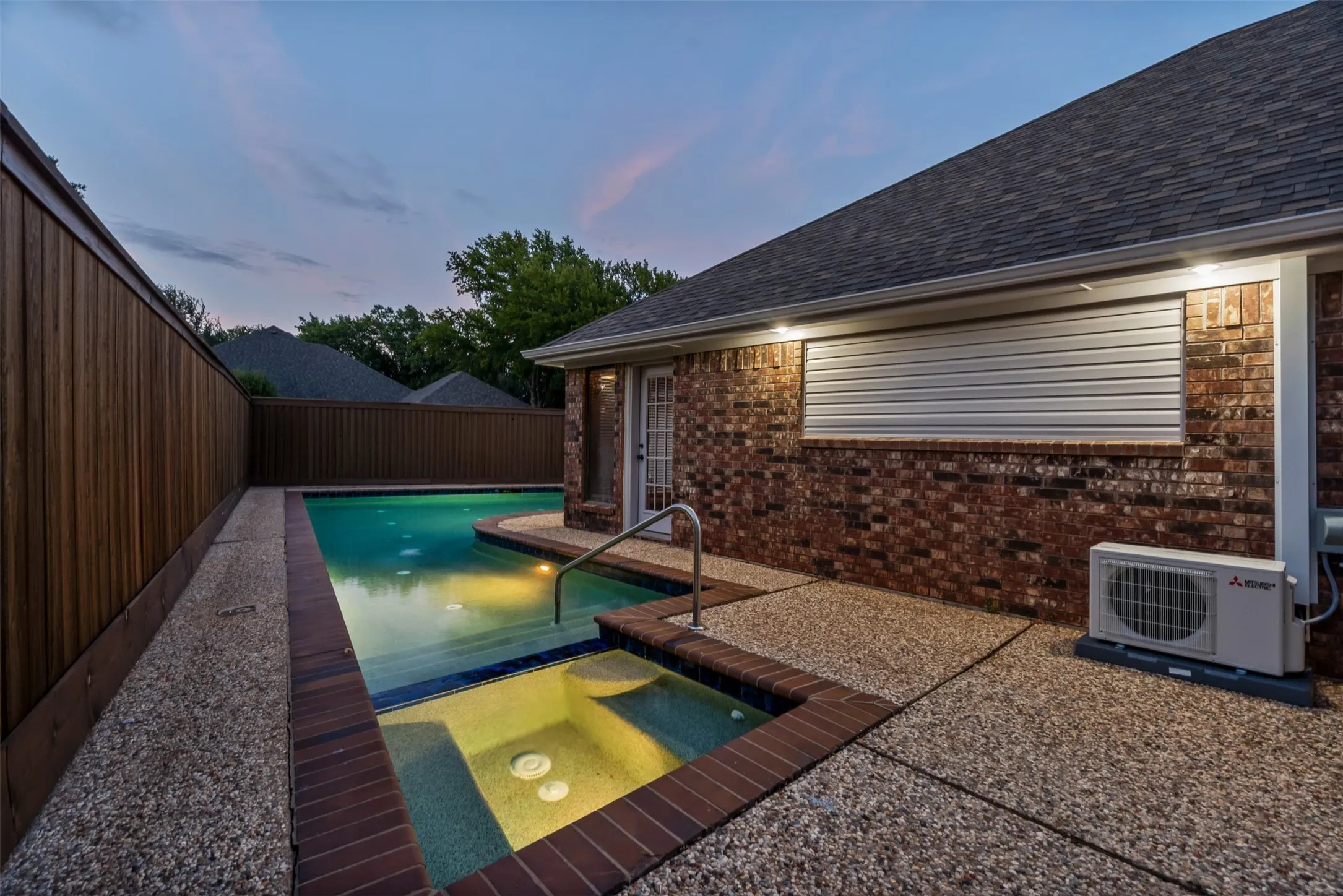 Single Family Residence For Sale in Wichita County , 2614 San Simeon Drive, Wichita Falls, Texas 76308, 4 Bedroom, 3 Bathroom, 2 Garage spaces, 4,004 Sqft, built in 1983, mls#21362629, Real Estate Agent in Wichita Falls, Homes For Sale in Wichita county, Homes For Sale in Wichita Falls, Realtor in Wichita Falls Texas, Real Estate Brokerage Independent Realty Texas, Luminita Cordes Realtor