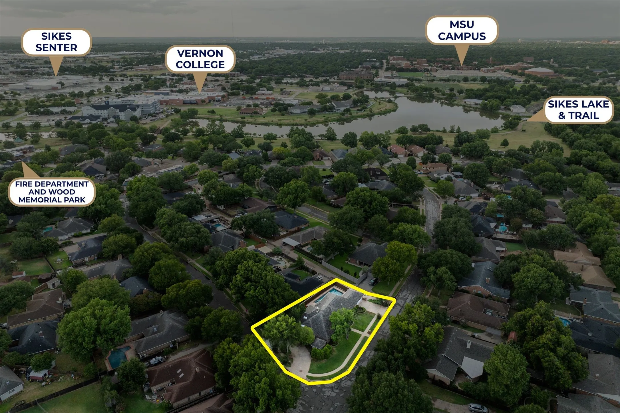 Single Family Residence For Sale in Wichita County , 2614 San Simeon Drive, Wichita Falls, Texas 76308, 4 Bedroom, 3 Bathroom, 2 Garage spaces, 4,004 Sqft, built in 1983, mls#21362629, Real Estate Agent in Wichita Falls, Homes For Sale in Wichita county, Homes For Sale in Wichita Falls, Realtor in Wichita Falls Texas, Real Estate Brokerage Independent Realty Texas, Luminita Cordes Realtor