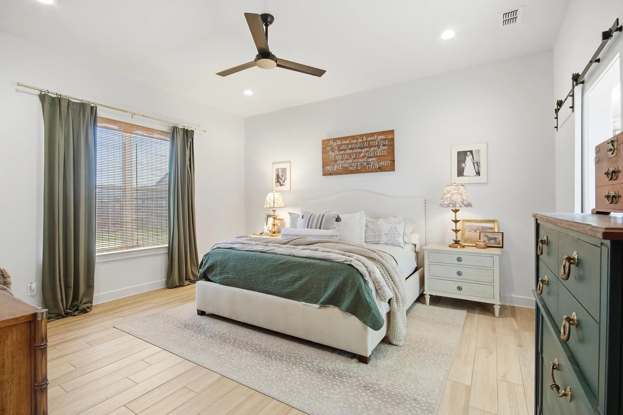 Single Family Residence For Sale in Taylor County , 186 Gainesway Drive, Abilene, Texas 79606, 4 Bedroom, 3 Bathroom, 2 Garage spaces, 2,473 Sqft, built in 2022, mls#21363112, Real Estate Agent in Abilene, Homes For Sale in Taylor county, Homes For Sale in Abilene, Realtor in Abilene Texas, Real Estate Brokerage Independent Realty Texas, Luminita Cordes Realtor