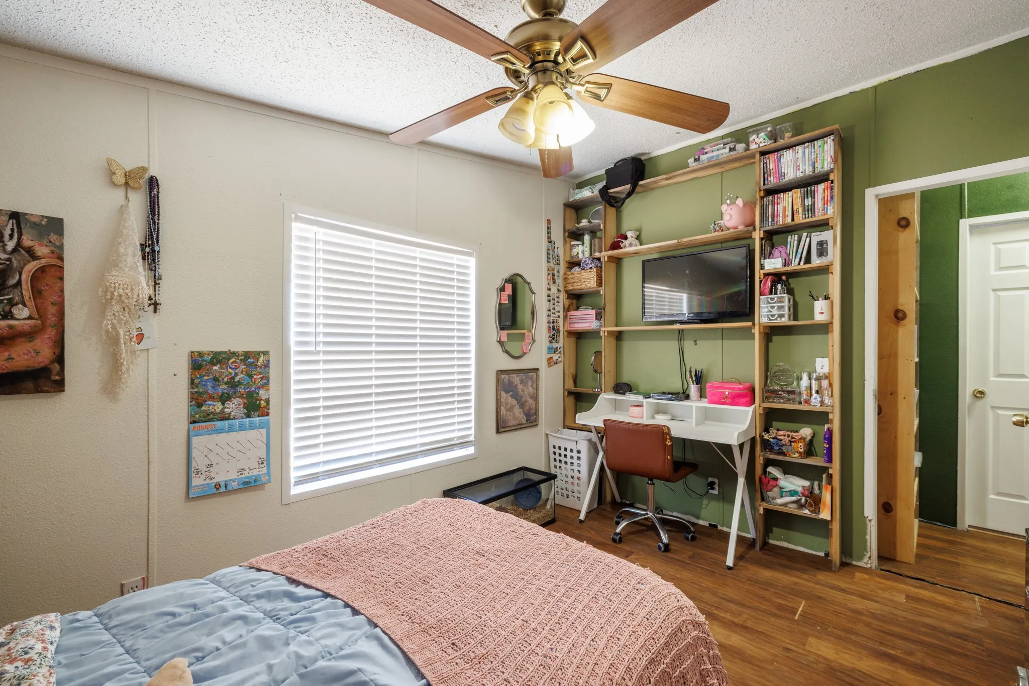 Mobile Home For Sale in Taylor County , 3126 S Fm 707, Tye, Texas 79563, 4 Bedroom, 2 Bathroom, Garage spaces, 1,568 Sqft, built in 1998, mls#21362235, Real Estate Agent in Tye, Homes For Sale in Taylor county, Homes For Sale in Tye, Realtor in Tye Texas, Real Estate Brokerage Independent Realty Texas, Luminita Cordes Realtor