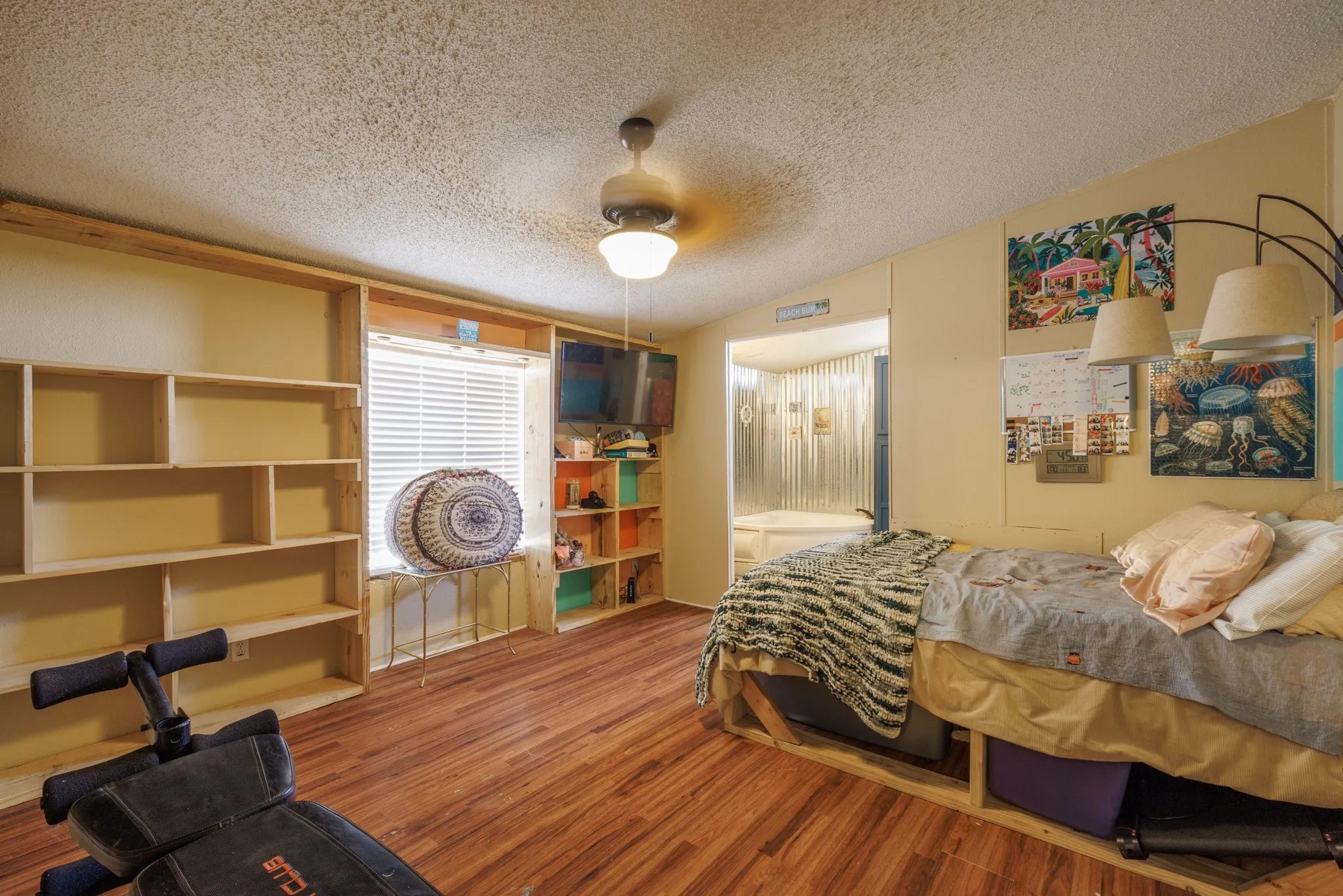 Mobile Home For Sale in Taylor County , 3126 S Fm 707, Tye, Texas 79563, 4 Bedroom, 2 Bathroom, Garage spaces, 1,568 Sqft, built in 1998, mls#21362235, Real Estate Agent in Tye, Homes For Sale in Taylor county, Homes For Sale in Tye, Realtor in Tye Texas, Real Estate Brokerage Independent Realty Texas, Luminita Cordes Realtor