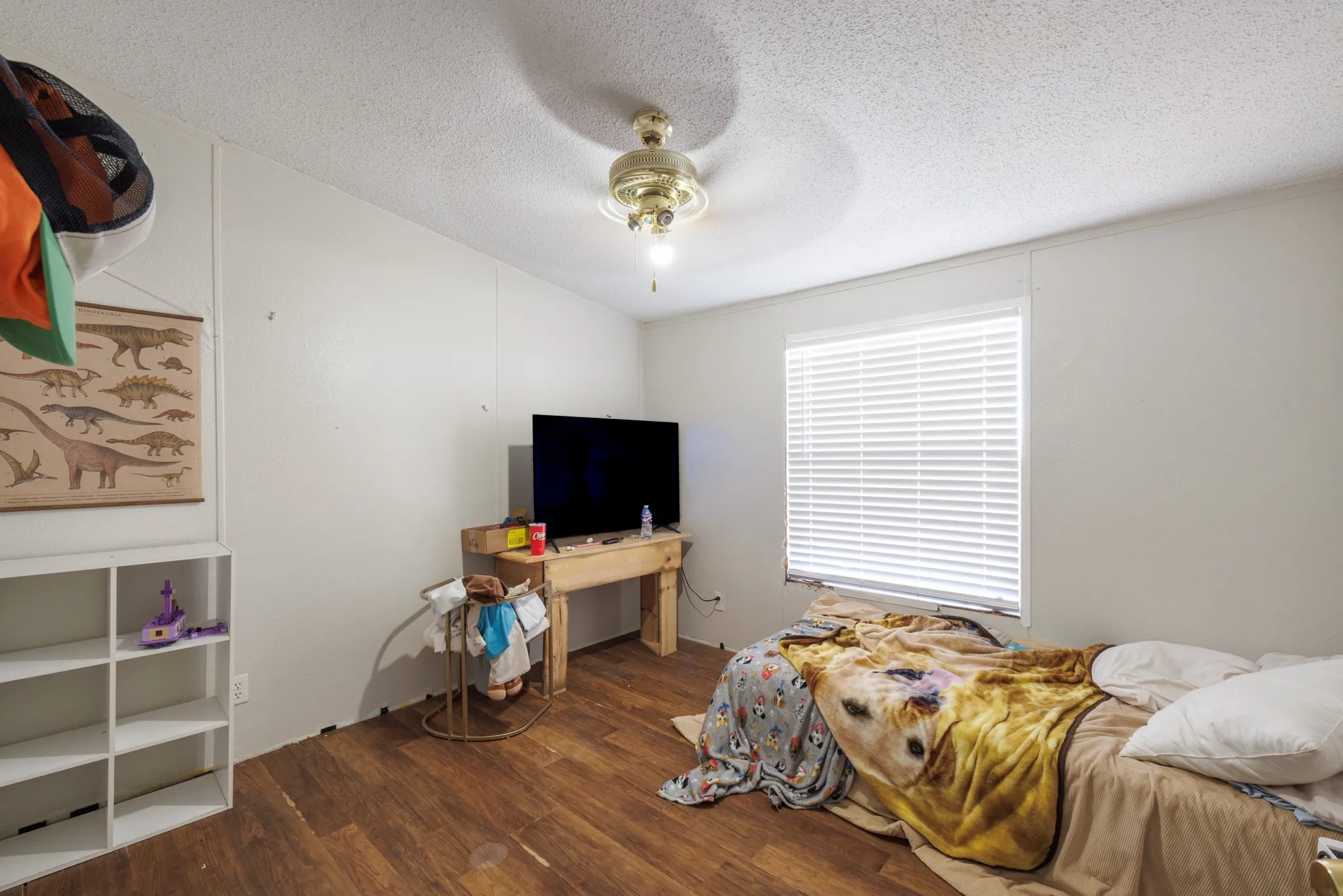 Mobile Home For Sale in Taylor County , 3126 S Fm 707, Tye, Texas 79563, 4 Bedroom, 2 Bathroom, Garage spaces, 1,568 Sqft, built in 1998, mls#21362235, Real Estate Agent in Tye, Homes For Sale in Taylor county, Homes For Sale in Tye, Realtor in Tye Texas, Real Estate Brokerage Independent Realty Texas, Luminita Cordes Realtor