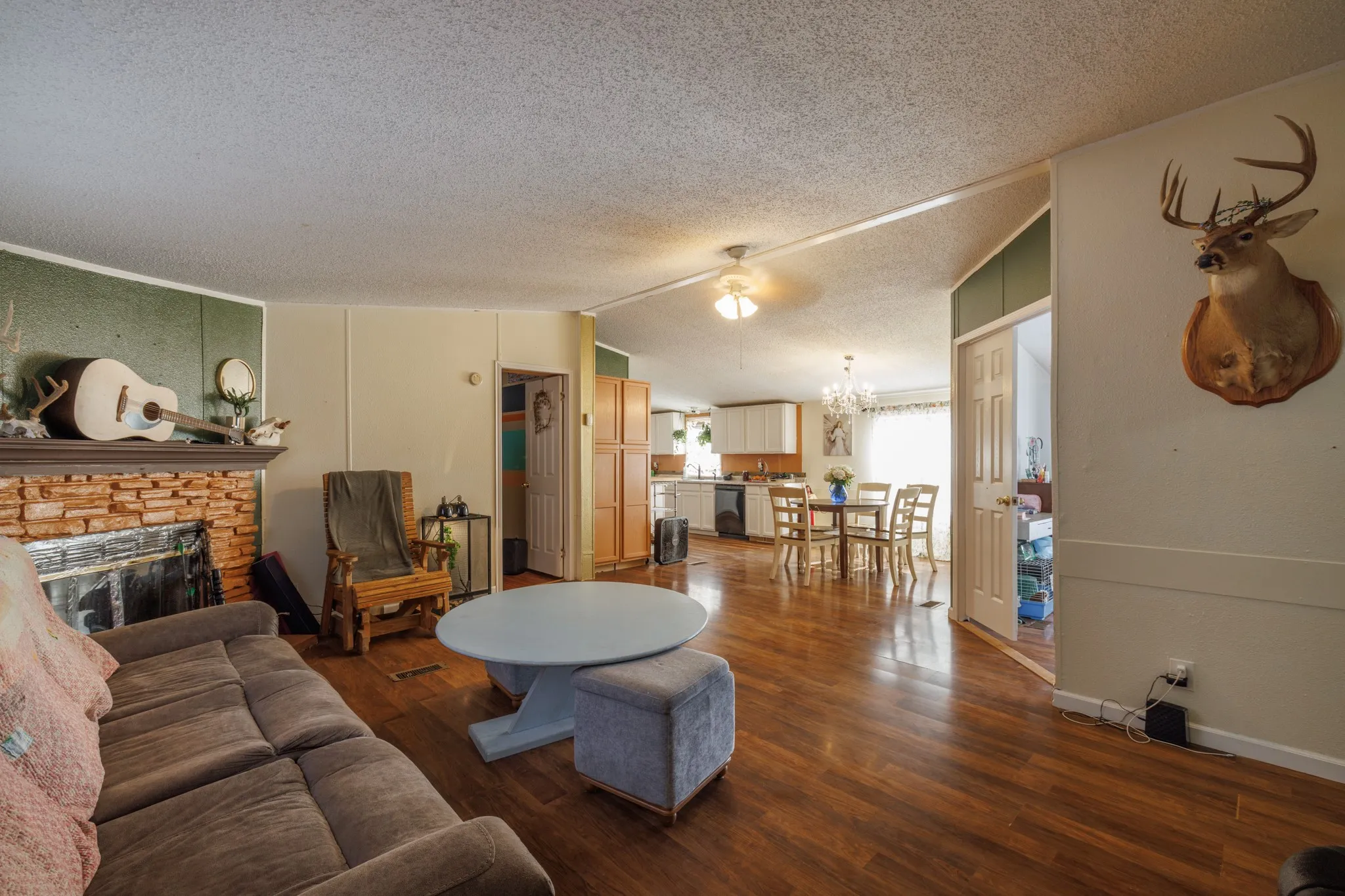 Mobile Home For Sale in Taylor County , 3126 S Fm 707, Tye, Texas 79563, 4 Bedroom, 2 Bathroom, Garage spaces, 1,568 Sqft, built in 1998, mls#21362235, Real Estate Agent in Tye, Homes For Sale in Taylor county, Homes For Sale in Tye, Realtor in Tye Texas, Real Estate Brokerage Independent Realty Texas, Luminita Cordes Realtor