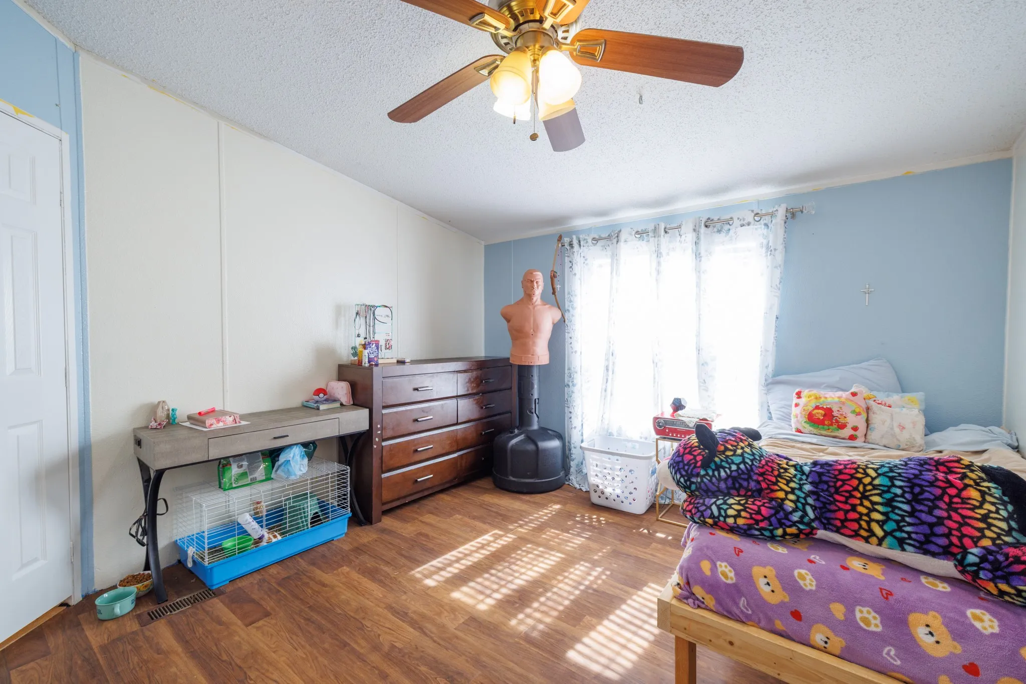 Mobile Home For Sale in Taylor County , 3126 S Fm 707, Tye, Texas 79563, 4 Bedroom, 2 Bathroom, Garage spaces, 1,568 Sqft, built in 1998, mls#21362235, Real Estate Agent in Tye, Homes For Sale in Taylor county, Homes For Sale in Tye, Realtor in Tye Texas, Real Estate Brokerage Independent Realty Texas, Luminita Cordes Realtor