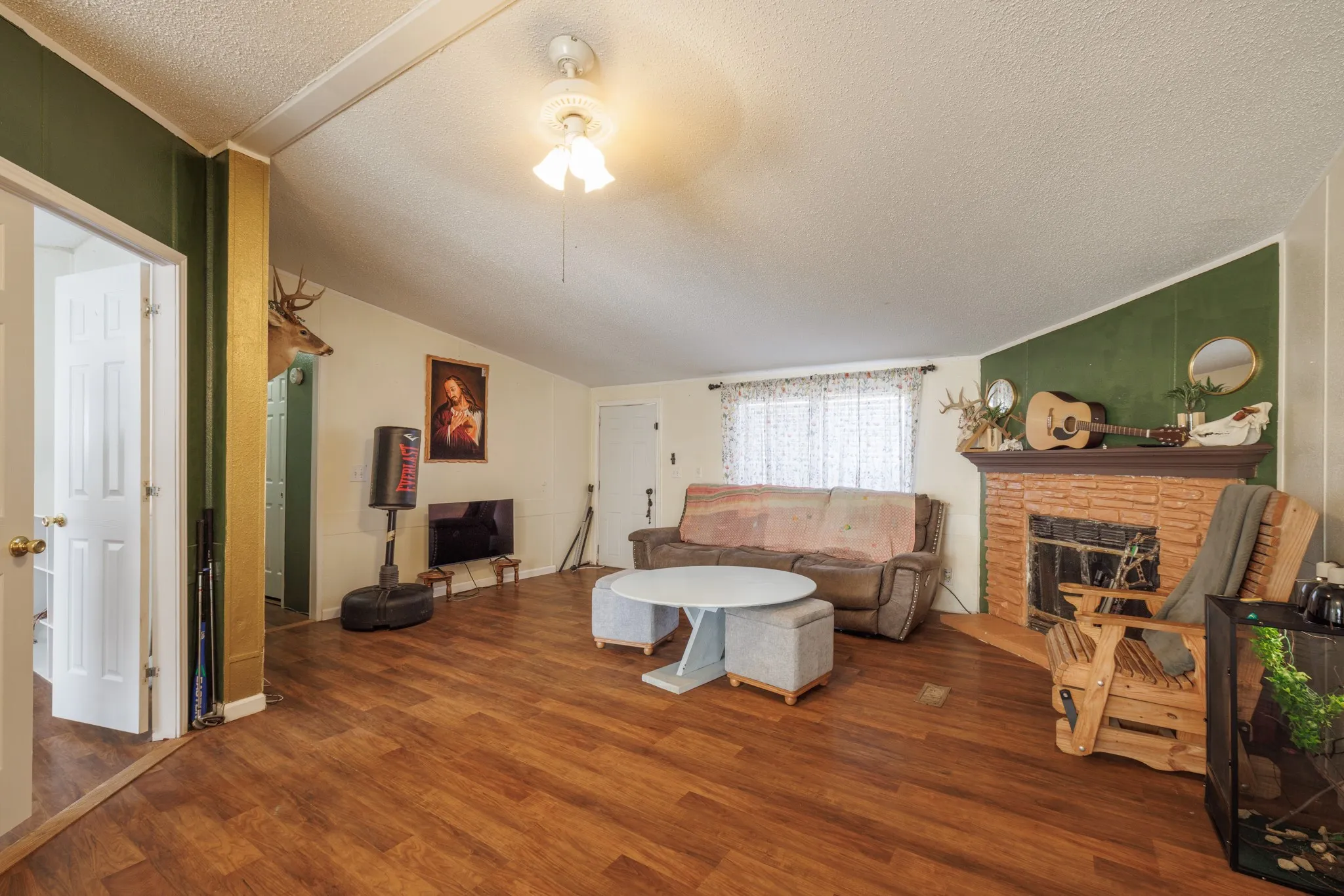 Mobile Home For Sale in Taylor County , 3126 S Fm 707, Tye, Texas 79563, 4 Bedroom, 2 Bathroom, Garage spaces, 1,568 Sqft, built in 1998, mls#21362235, Real Estate Agent in Tye, Homes For Sale in Taylor county, Homes For Sale in Tye, Realtor in Tye Texas, Real Estate Brokerage Independent Realty Texas, Luminita Cordes Realtor