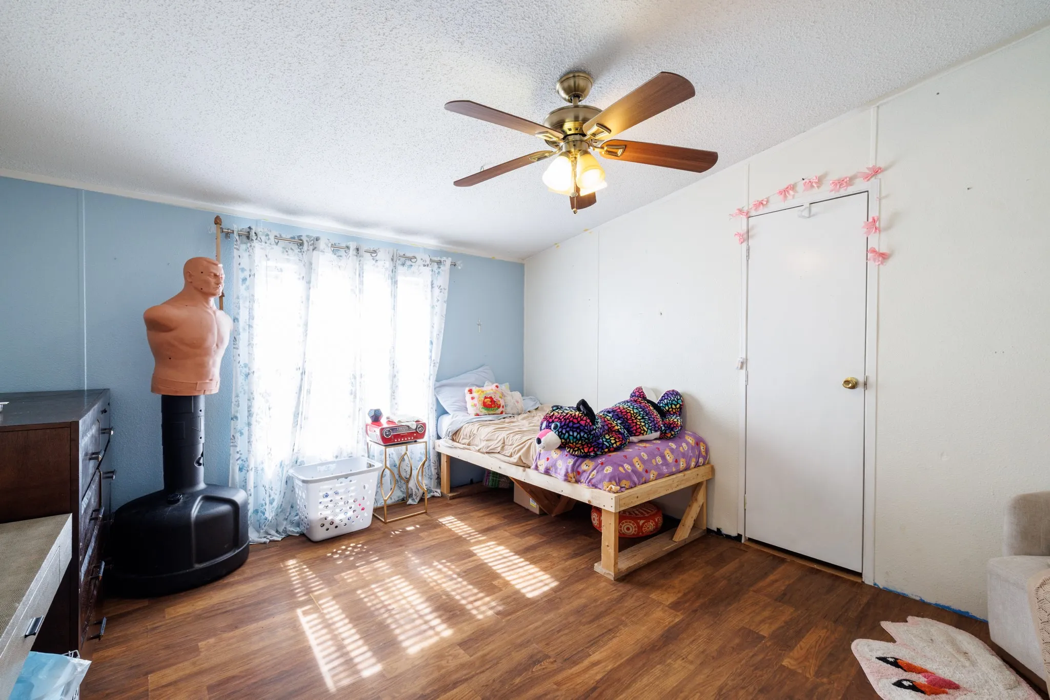Mobile Home For Sale in Taylor County , 3126 S Fm 707, Tye, Texas 79563, 4 Bedroom, 2 Bathroom, Garage spaces, 1,568 Sqft, built in 1998, mls#21362235, Real Estate Agent in Tye, Homes For Sale in Taylor county, Homes For Sale in Tye, Realtor in Tye Texas, Real Estate Brokerage Independent Realty Texas, Luminita Cordes Realtor