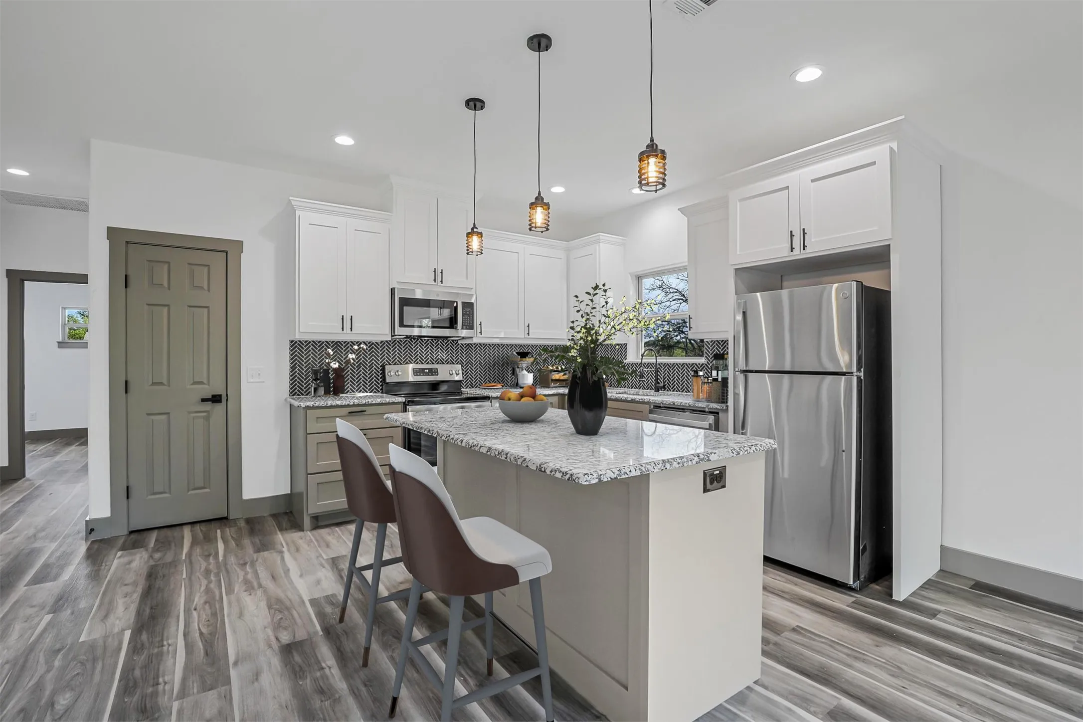 Single Family Residence For Sale in Grayson County , 2708 Flora Lane, Denison, Texas 75020, 3 Bedroom, 2 Bathroom, 2 Garage spaces, 1,865 Sqft, built in 2022, Price $350,000, mls#21362628, Real Estate Agent in Denison, Homes For Sale in Grayson county, Homes For Sale in Denison, Realtor in Denison Texas, Real Estate Brokerage Independent Realty Texas, Luminita Cordes Realtor