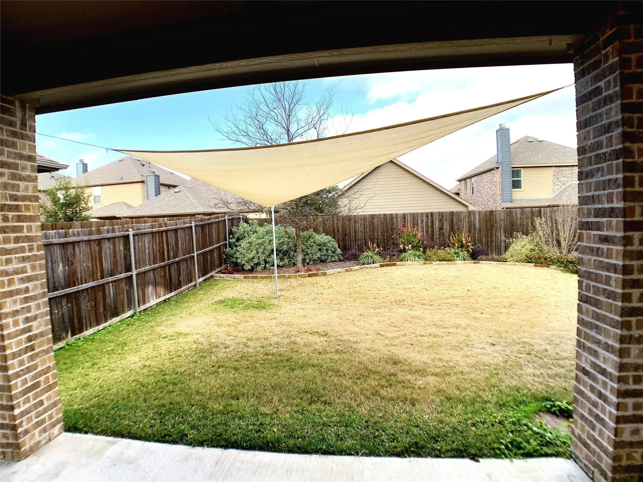 Single Family Residence For Rent in Collin County , 9828 Moccasin Creek Lane, Mc Kinney, Texas 75071, 3 Bedroom, 3 Bathroom, 2 Garage spaces, 2,029 Sqft, built in 2016, mls#21363344, Real Estate Agent in Mc Kinney, Homes For Rent in Collin county, Homes For Rent in Mc Kinney, Realtor in Mc Kinney Texas, Real Estate Brokerage Independent Realty Texas, Luminita Cordes Realtor