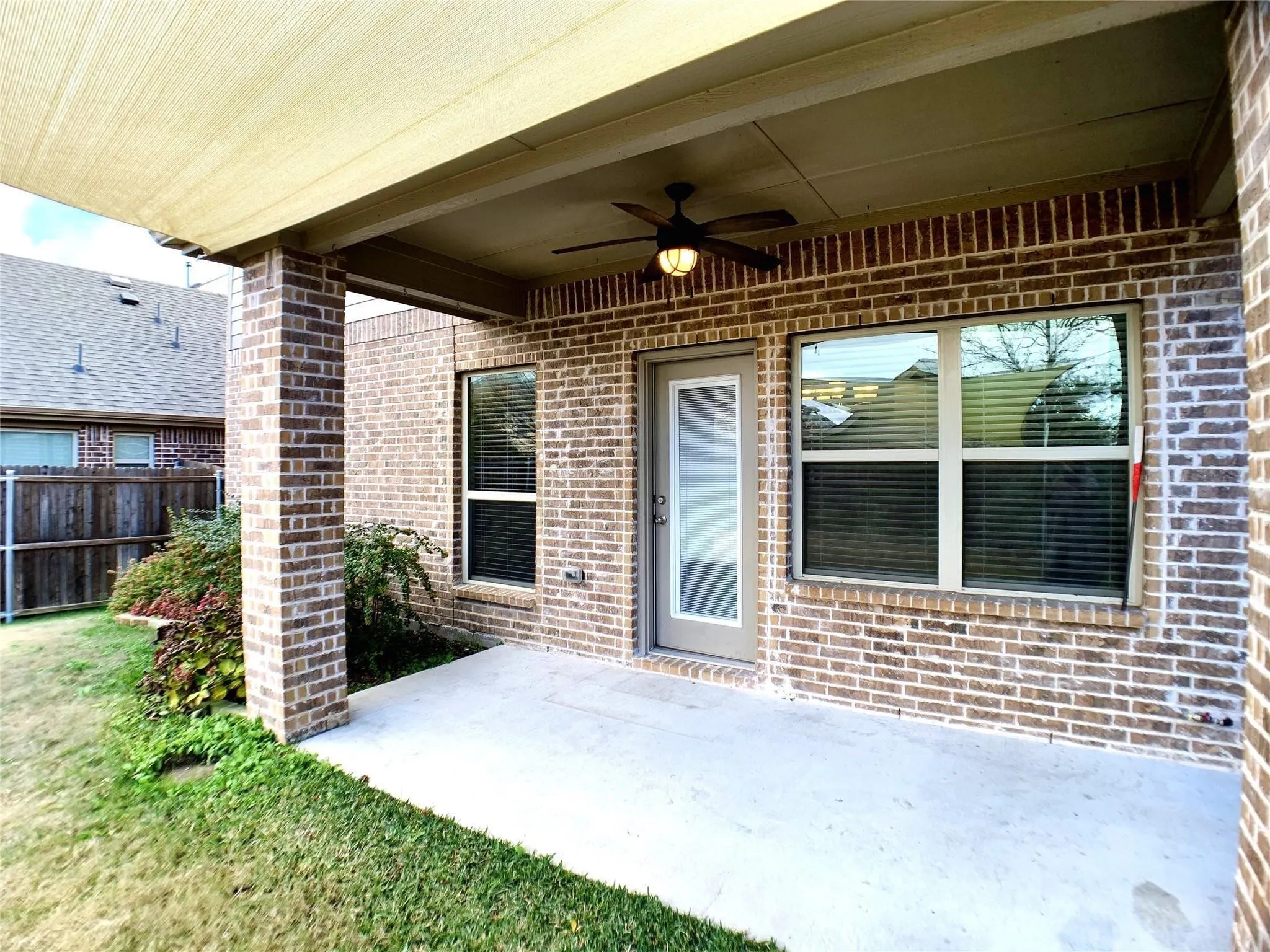 Single Family Residence For Rent in Collin County , 9828 Moccasin Creek Lane, Mc Kinney, Texas 75071, 3 Bedroom, 3 Bathroom, 2 Garage spaces, 2,029 Sqft, built in 2016, mls#21363344, Real Estate Agent in Mc Kinney, Homes For Rent in Collin county, Homes For Rent in Mc Kinney, Realtor in Mc Kinney Texas, Real Estate Brokerage Independent Realty Texas, Luminita Cordes Realtor