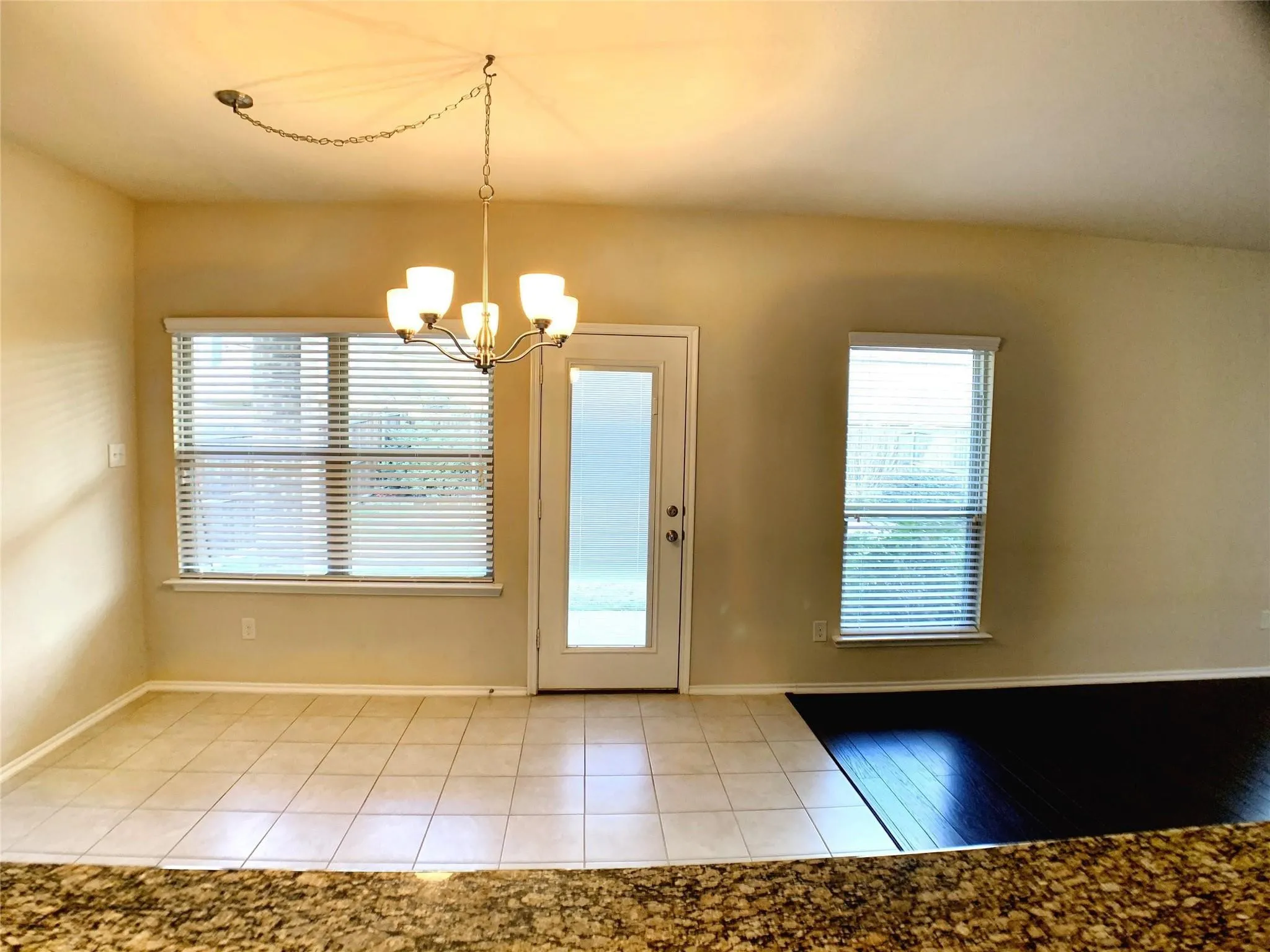 Single Family Residence For Rent in Collin County , 9828 Moccasin Creek Lane, Mc Kinney, Texas 75071, 3 Bedroom, 3 Bathroom, 2 Garage spaces, 2,029 Sqft, built in 2016, mls#21363344, Real Estate Agent in Mc Kinney, Homes For Rent in Collin county, Homes For Rent in Mc Kinney, Realtor in Mc Kinney Texas, Real Estate Brokerage Independent Realty Texas, Luminita Cordes Realtor