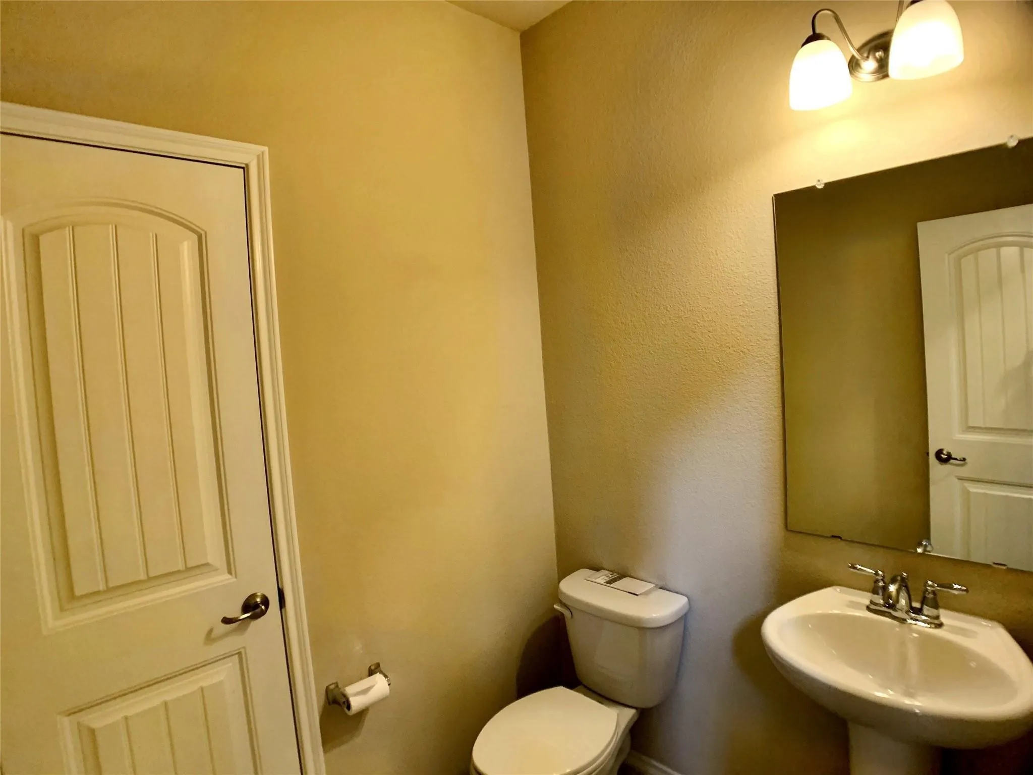 Single Family Residence For Rent in Collin County , 9828 Moccasin Creek Lane, Mc Kinney, Texas 75071, 3 Bedroom, 3 Bathroom, 2 Garage spaces, 2,029 Sqft, built in 2016, mls#21363344, Real Estate Agent in Mc Kinney, Homes For Rent in Collin county, Homes For Rent in Mc Kinney, Realtor in Mc Kinney Texas, Real Estate Brokerage Independent Realty Texas, Luminita Cordes Realtor