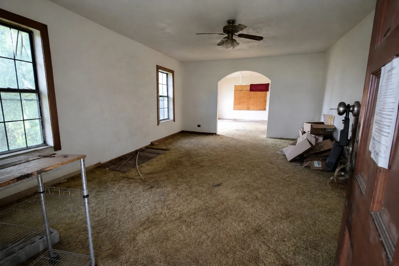 Single Family Residence For Sale in Eastland County , 308 E Patterson Street, Eastland, Texas 76448, 3 Bedroom, 2 Bathroom, 1 Garage spaces, 3,783 Sqft, built in 1950, mls#21363132, Real Estate Agent in Eastland, Homes For Sale in Eastland county, Homes For Sale in Eastland, Realtor in Eastland Texas, Real Estate Brokerage Independent Realty Texas, Luminita Cordes Realtor