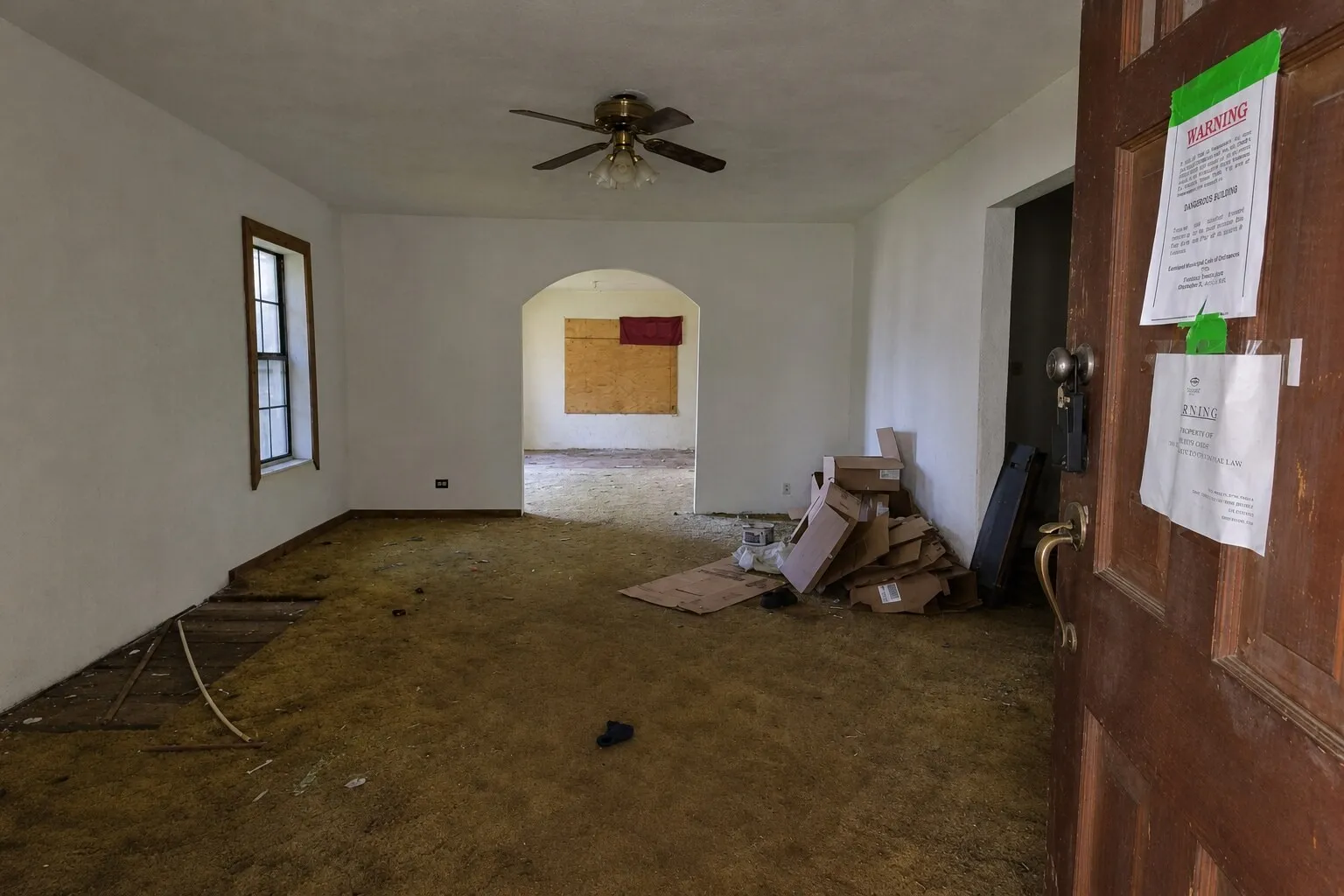 Single Family Residence For Sale in Eastland County , 308 E Patterson Street, Eastland, Texas 76448, 3 Bedroom, 2 Bathroom, 1 Garage spaces, 3,783 Sqft, built in 1950, mls#21363132, Real Estate Agent in Eastland, Homes For Sale in Eastland county, Homes For Sale in Eastland, Realtor in Eastland Texas, Real Estate Brokerage Independent Realty Texas, Luminita Cordes Realtor