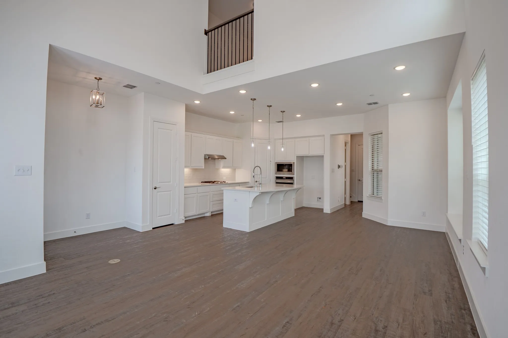 Townhouse For Sale in Collin County , 436 Somerville Drive, Mc Kinney, Texas 75071, 3 Bedroom, 3 Bathroom, 2 Garage spaces, 1,827 Sqft, built in 2021, mls#21363257, Real Estate Agent in Mc Kinney, Homes For Sale in Collin county, Homes For Sale in Mc Kinney, Realtor in Mc Kinney Texas, Real Estate Brokerage Independent Realty Texas, Luminita Cordes Realtor