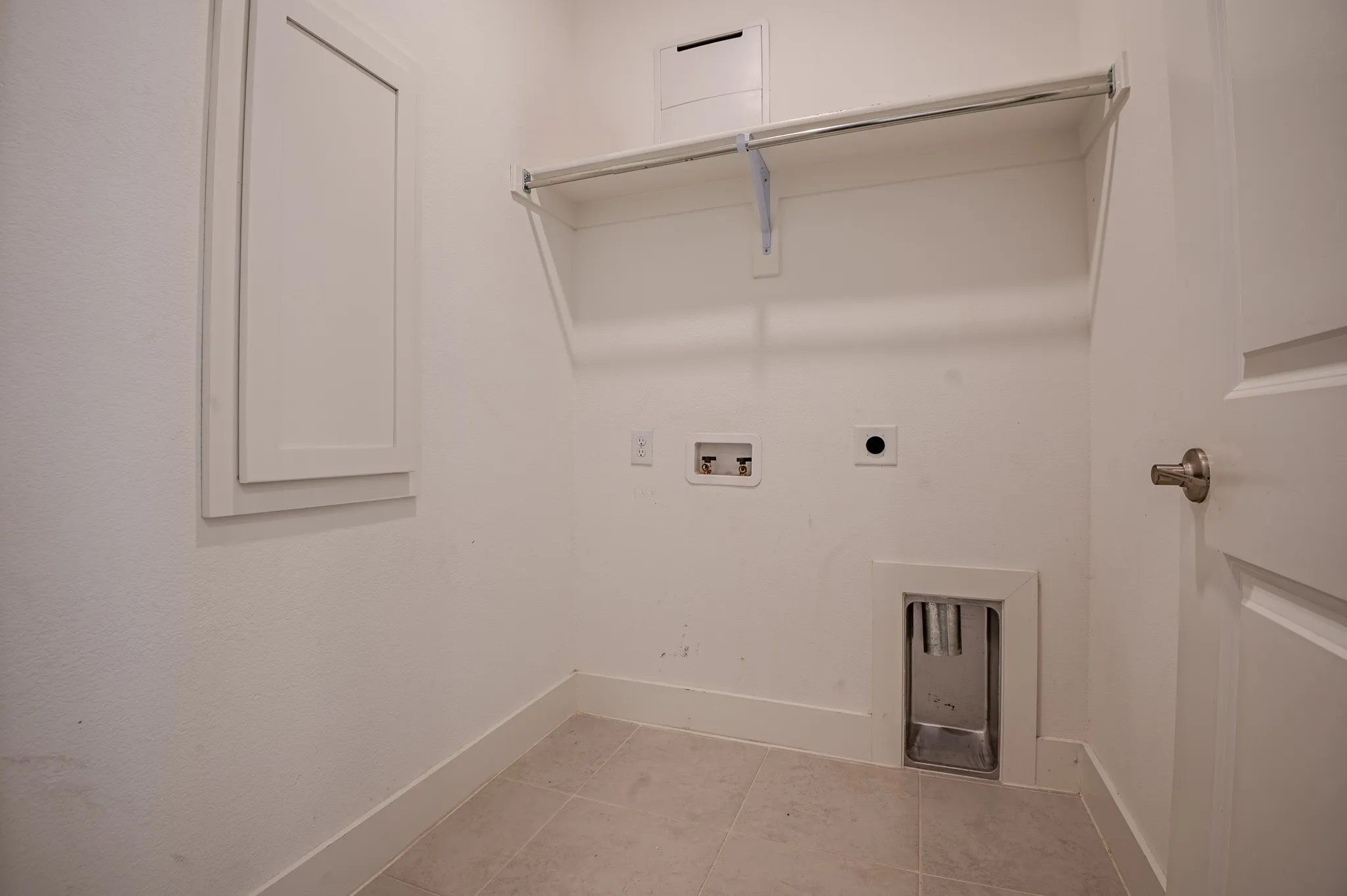 Townhouse For Sale in Collin County , 436 Somerville Drive, Mc Kinney, Texas 75071, 3 Bedroom, 3 Bathroom, 2 Garage spaces, 1,827 Sqft, built in 2021, mls#21363257, Real Estate Agent in Mc Kinney, Homes For Sale in Collin county, Homes For Sale in Mc Kinney, Realtor in Mc Kinney Texas, Real Estate Brokerage Independent Realty Texas, Luminita Cordes Realtor