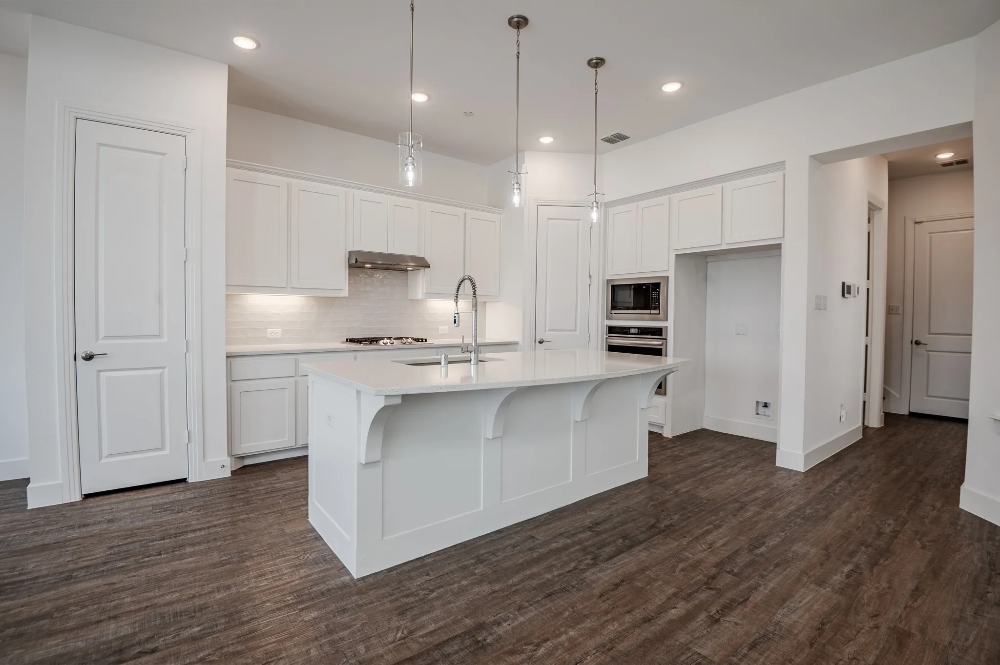 Townhouse For Sale in Collin County , 436 Somerville Drive, Mc Kinney, Texas 75071, 3 Bedroom, 3 Bathroom, 2 Garage spaces, 1,827 Sqft, built in 2021, mls#21363257, Real Estate Agent in Mc Kinney, Homes For Sale in Collin county, Homes For Sale in Mc Kinney, Realtor in Mc Kinney Texas, Real Estate Brokerage Independent Realty Texas, Luminita Cordes Realtor