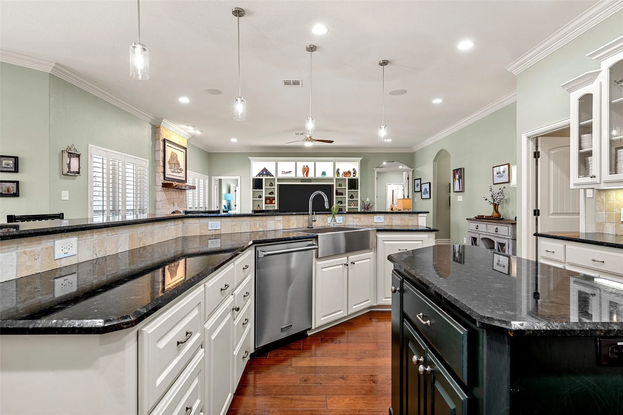 Single Family Residence For Sale in Mc Lennan County , 101 Morningview Circle, Waco, Texas 76708, 3 Bedroom, 3 Bathroom, 2 Garage spaces, 2,673 Sqft, built in 2007, mls#21362385, Real Estate Agent in Waco, Homes For Sale in Mc Lennan county, Homes For Sale in Waco, Realtor in Waco Texas, Real Estate Brokerage Independent Realty Texas, Luminita Cordes Realtor