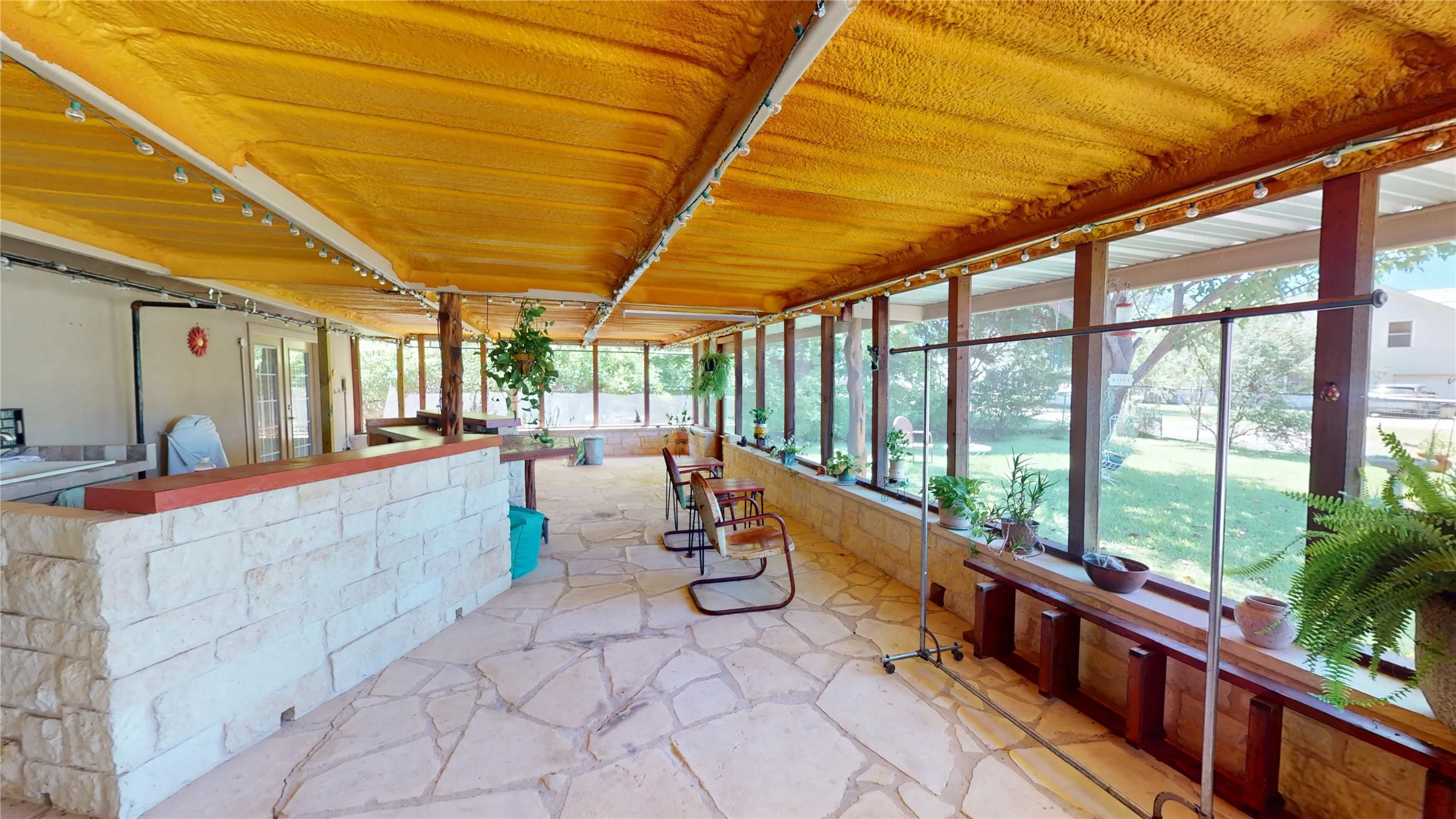 Single Family Residence For Sale in Mc Culloch County , 1115 W 12th Street, Brady, Texas 76825, 3 Bedroom, 2 Bathroom, 1 Garage spaces, 2,170 Sqft, built in 1975, mls#21363154, Real Estate Agent in Brady, Homes For Sale in Mc Culloch county, Homes For Sale in Brady, Realtor in Brady Texas, Real Estate Brokerage Independent Realty Texas, Luminita Cordes Realtor