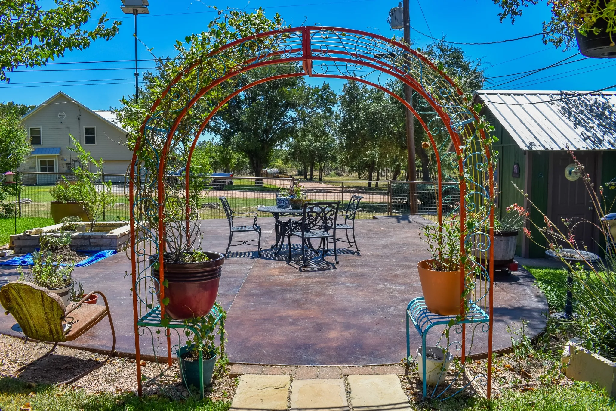 Single Family Residence For Sale in Mc Culloch County , 1115 W 12th Street, Brady, Texas 76825, 3 Bedroom, 2 Bathroom, 1 Garage spaces, 2,170 Sqft, built in 1975, mls#21363154, Real Estate Agent in Brady, Homes For Sale in Mc Culloch county, Homes For Sale in Brady, Realtor in Brady Texas, Real Estate Brokerage Independent Realty Texas, Luminita Cordes Realtor