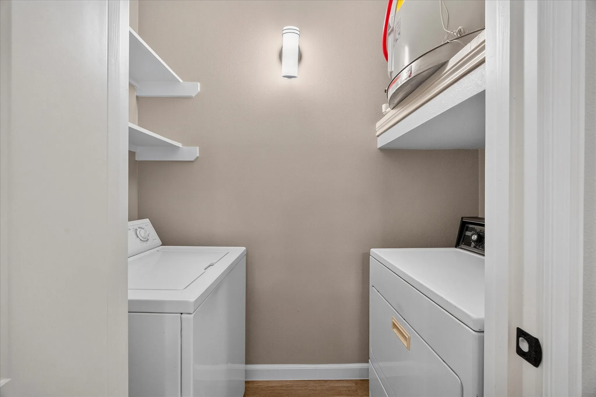 Condominium For Rent in Rockwall County , 1910 Signal Ridge Place, Rockwall, Texas 75032, 2 Bedroom, 2 Bathroom, Garage spaces, 1,222 Sqft, built in 1998, mls#21362824, Real Estate Agent in Rockwall, Homes For Rent in Rockwall county, Homes For Rent in Rockwall, Realtor in Rockwall Texas, Real Estate Brokerage Independent Realty Texas, Luminita Cordes Realtor