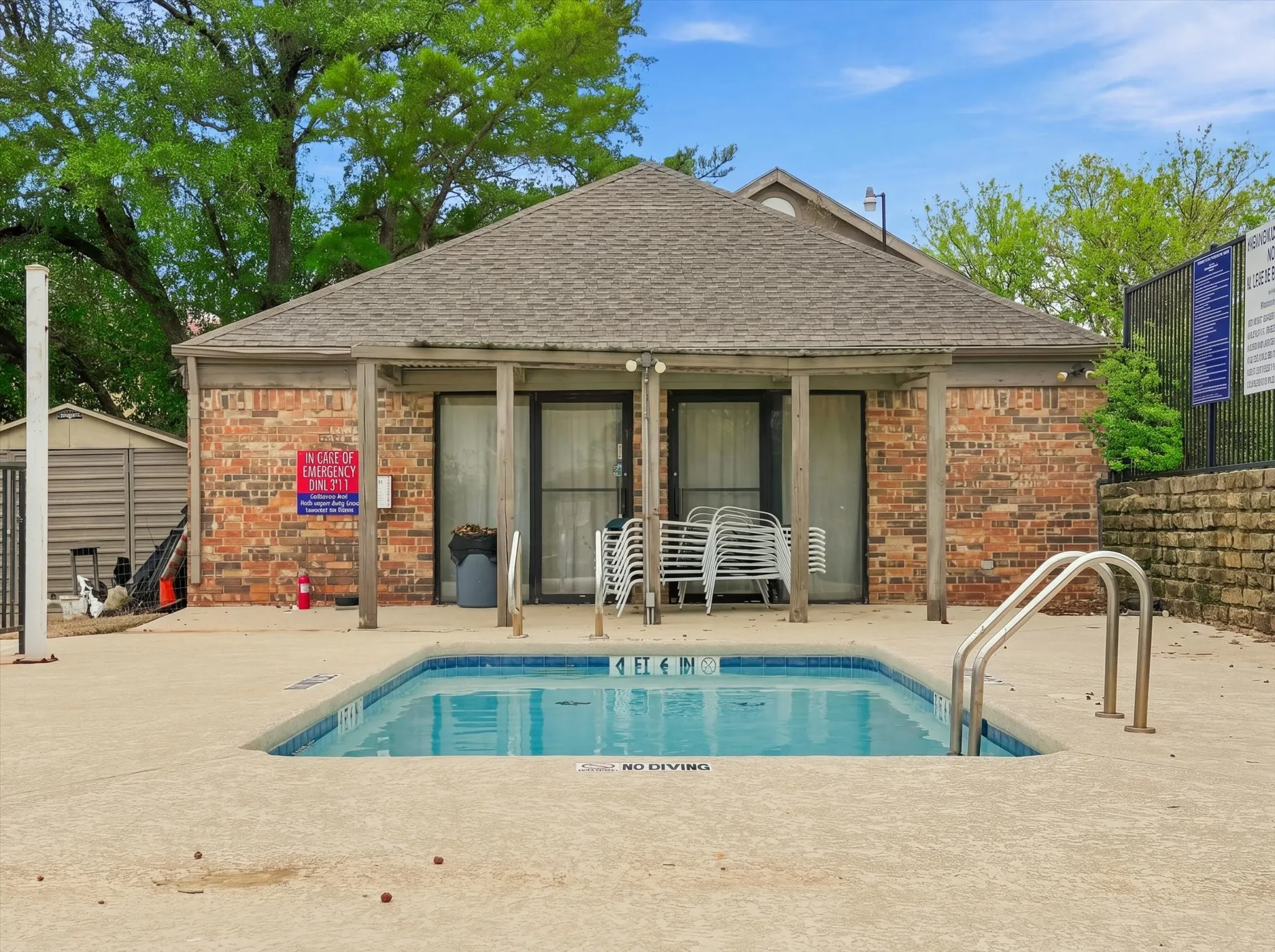 Condominium For Rent in Rockwall County , 1910 Signal Ridge Place, Rockwall, Texas 75032, 2 Bedroom, 2 Bathroom, Garage spaces, 1,222 Sqft, built in 1998, mls#21362824, Real Estate Agent in Rockwall, Homes For Rent in Rockwall county, Homes For Rent in Rockwall, Realtor in Rockwall Texas, Real Estate Brokerage Independent Realty Texas, Luminita Cordes Realtor