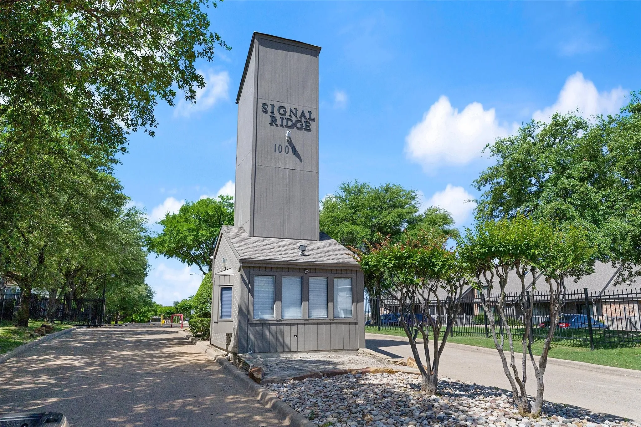 Condominium For Rent in Rockwall County , 1910 Signal Ridge Place, Rockwall, Texas 75032, 2 Bedroom, 2 Bathroom, Garage spaces, 1,222 Sqft, built in 1998, mls#21362824, Real Estate Agent in Rockwall, Homes For Rent in Rockwall county, Homes For Rent in Rockwall, Realtor in Rockwall Texas, Real Estate Brokerage Independent Realty Texas, Luminita Cordes Realtor