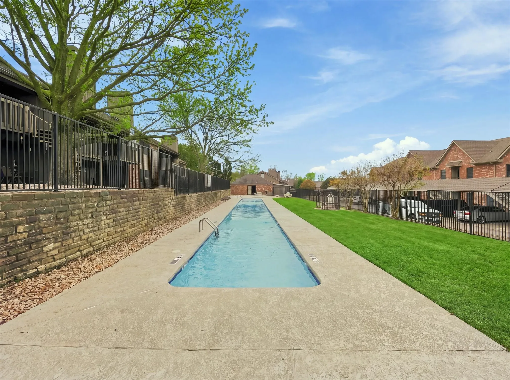 Condominium For Rent in Rockwall County , 1910 Signal Ridge Place, Rockwall, Texas 75032, 2 Bedroom, 2 Bathroom, Garage spaces, 1,222 Sqft, built in 1998, mls#21362824, Real Estate Agent in Rockwall, Homes For Rent in Rockwall county, Homes For Rent in Rockwall, Realtor in Rockwall Texas, Real Estate Brokerage Independent Realty Texas, Luminita Cordes Realtor