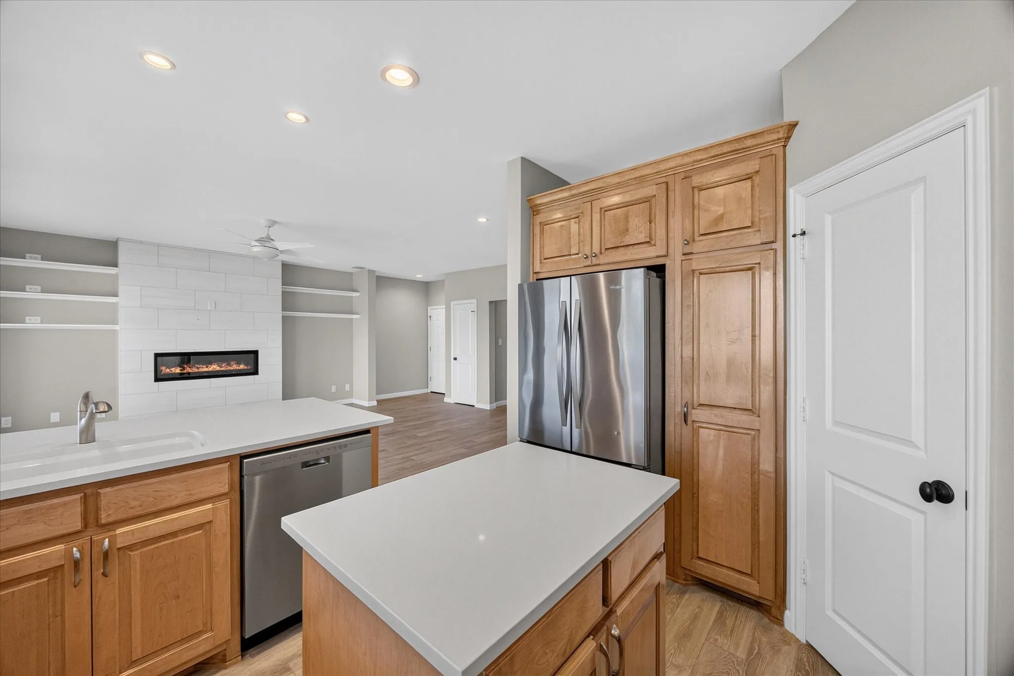 Condominium For Rent in Rockwall County , 1910 Signal Ridge Place, Rockwall, Texas 75032, 2 Bedroom, 2 Bathroom, Garage spaces, 1,222 Sqft, built in 1998, mls#21362824, Real Estate Agent in Rockwall, Homes For Rent in Rockwall county, Homes For Rent in Rockwall, Realtor in Rockwall Texas, Real Estate Brokerage Independent Realty Texas, Luminita Cordes Realtor