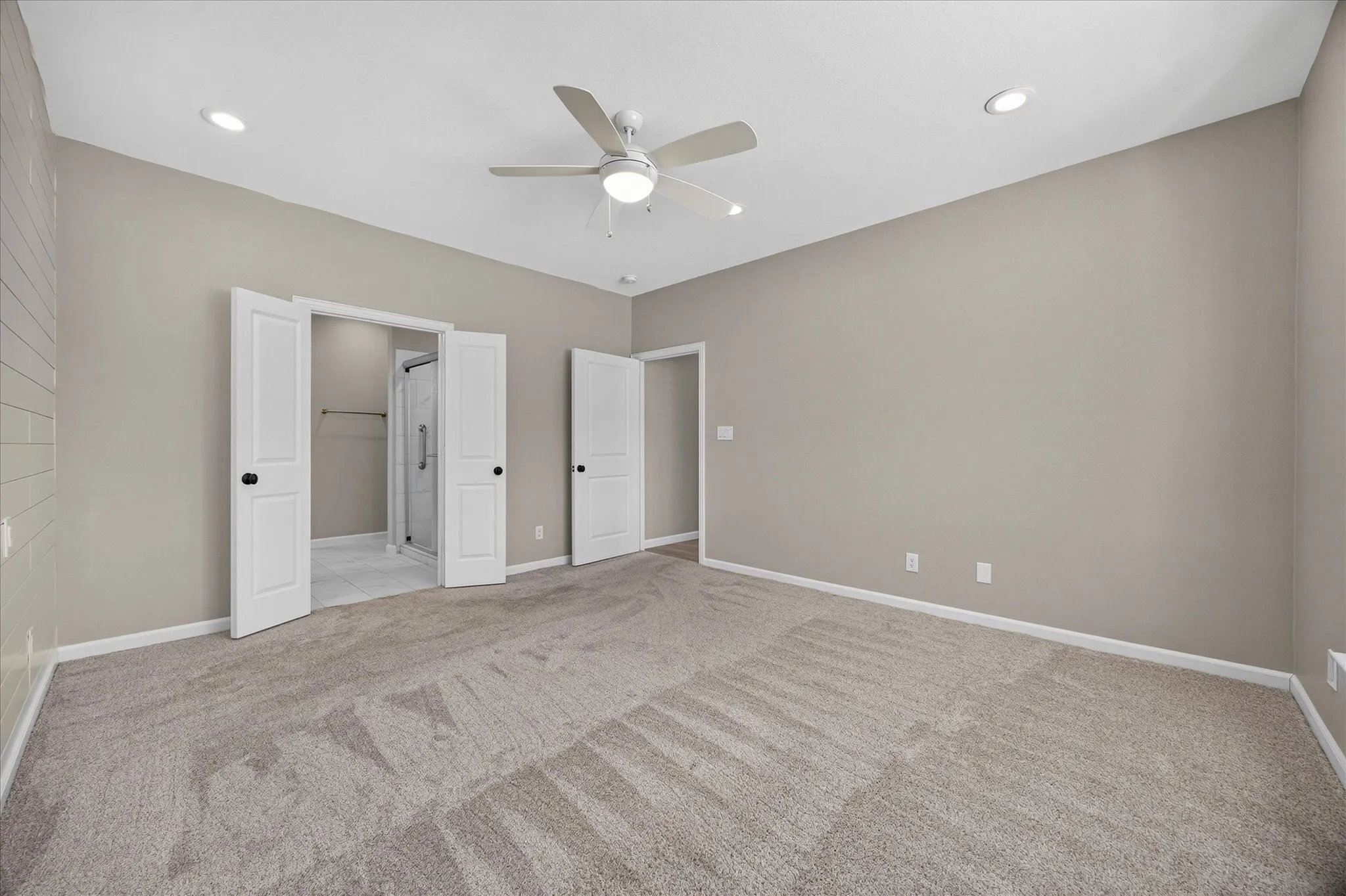 Condominium For Rent in Rockwall County , 1910 Signal Ridge Place, Rockwall, Texas 75032, 2 Bedroom, 2 Bathroom, Garage spaces, 1,222 Sqft, built in 1998, mls#21362824, Real Estate Agent in Rockwall, Homes For Rent in Rockwall county, Homes For Rent in Rockwall, Realtor in Rockwall Texas, Real Estate Brokerage Independent Realty Texas, Luminita Cordes Realtor