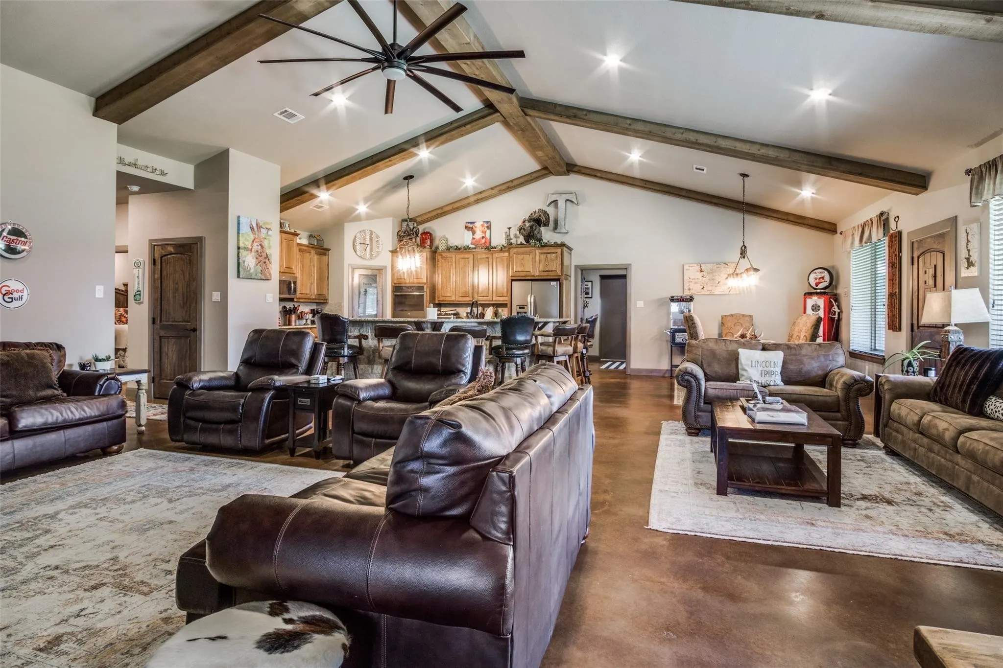Farm For Sale in Wise County , 18345 Fm 920, Poolville, Texas 76487, 5 Bedroom, 3 Bathroom, 10 Garage spaces, 7,000 Sqft, built in 2015, Price $15,000,000, mls#21363332, Real Estate Agent in Poolville, Homes For Sale in Wise county, Homes For Sale in Poolville, Realtor in Poolville Texas, Real Estate Brokerage Independent Realty Texas, Luminita Cordes Realtor