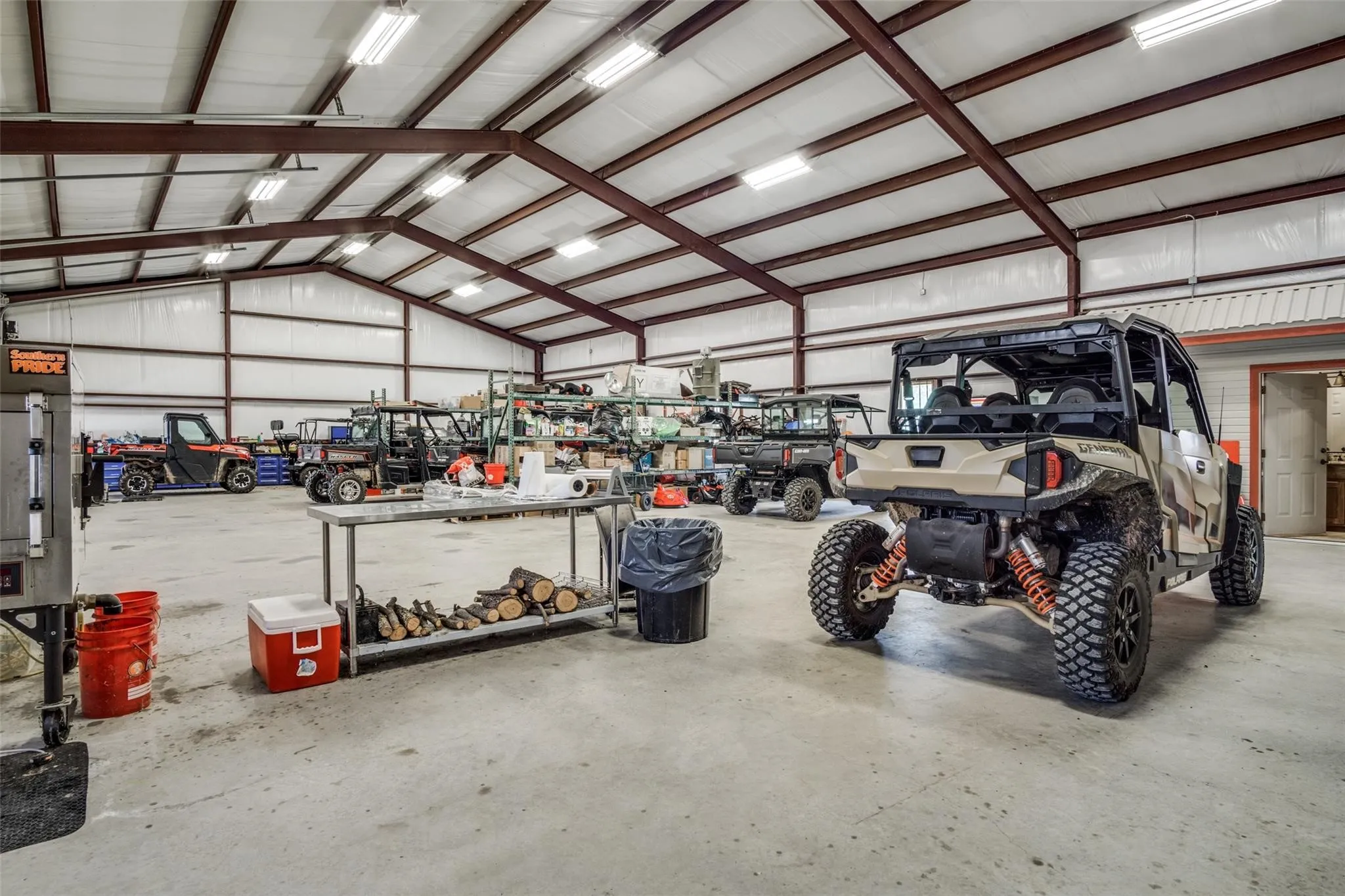Farm For Sale in Wise County , 18345 Fm 920, Poolville, Texas 76487, 5 Bedroom, 3 Bathroom, 10 Garage spaces, 7,000 Sqft, built in 2015, Price $15,000,000, mls#21363332, Real Estate Agent in Poolville, Homes For Sale in Wise county, Homes For Sale in Poolville, Realtor in Poolville Texas, Real Estate Brokerage Independent Realty Texas, Luminita Cordes Realtor