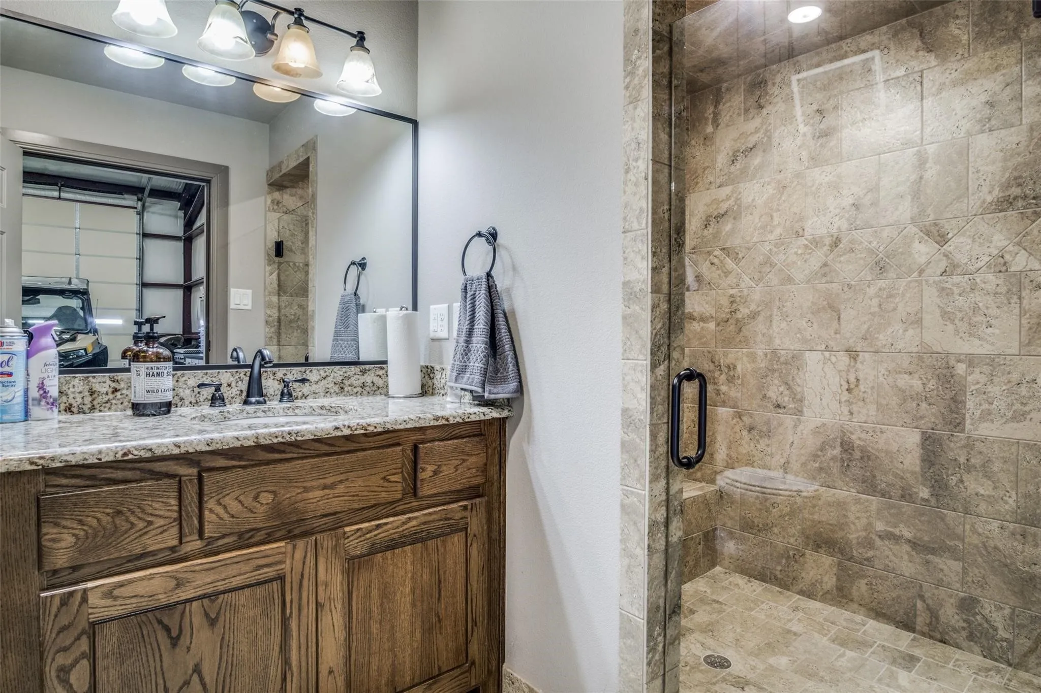 Farm For Sale in Wise County , 18345 Fm 920, Poolville, Texas 76487, 5 Bedroom, 3 Bathroom, 10 Garage spaces, 7,000 Sqft, built in 2015, Price $15,000,000, mls#21363332, Real Estate Agent in Poolville, Homes For Sale in Wise county, Homes For Sale in Poolville, Realtor in Poolville Texas, Real Estate Brokerage Independent Realty Texas, Luminita Cordes Realtor