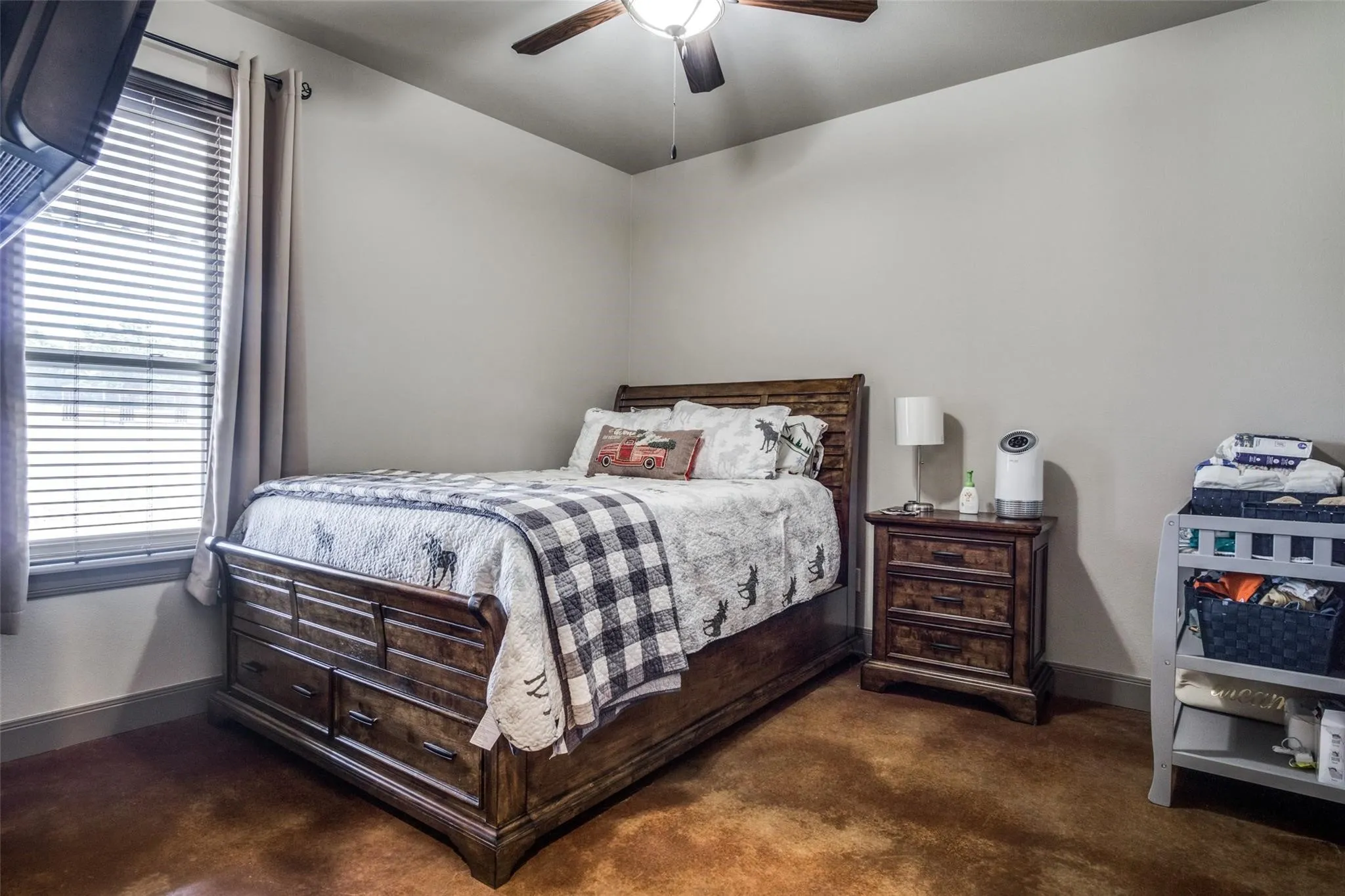 Farm For Sale in Wise County , 18345 Fm 920, Poolville, Texas 76487, 5 Bedroom, 3 Bathroom, 10 Garage spaces, 7,000 Sqft, built in 2015, Price $15,000,000, mls#21363332, Real Estate Agent in Poolville, Homes For Sale in Wise county, Homes For Sale in Poolville, Realtor in Poolville Texas, Real Estate Brokerage Independent Realty Texas, Luminita Cordes Realtor