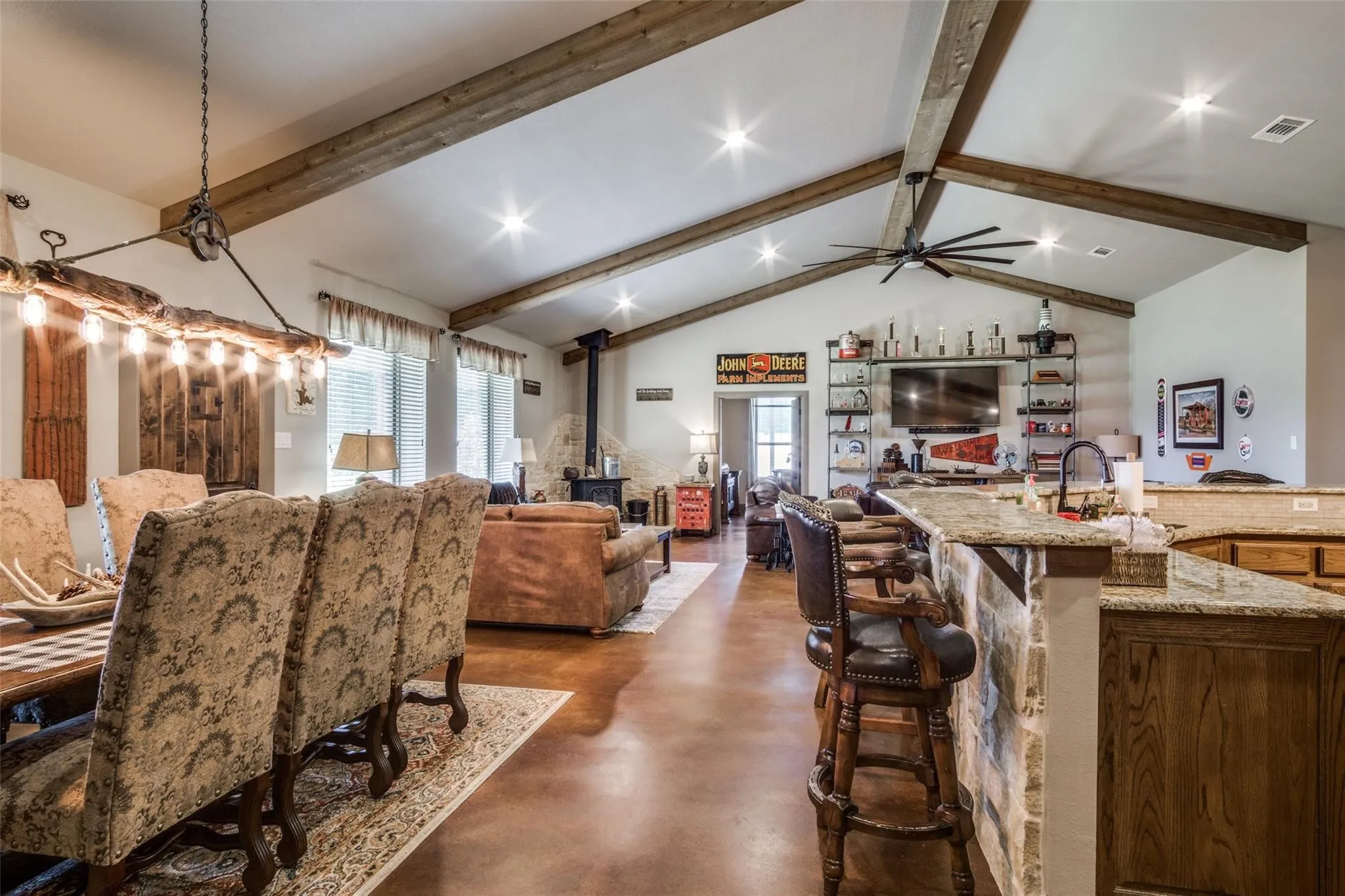 Farm For Sale in Wise County , 18345 Fm 920, Poolville, Texas 76487, 5 Bedroom, 3 Bathroom, 10 Garage spaces, 7,000 Sqft, built in 2015, Price $15,000,000, mls#21363332, Real Estate Agent in Poolville, Homes For Sale in Wise county, Homes For Sale in Poolville, Realtor in Poolville Texas, Real Estate Brokerage Independent Realty Texas, Luminita Cordes Realtor