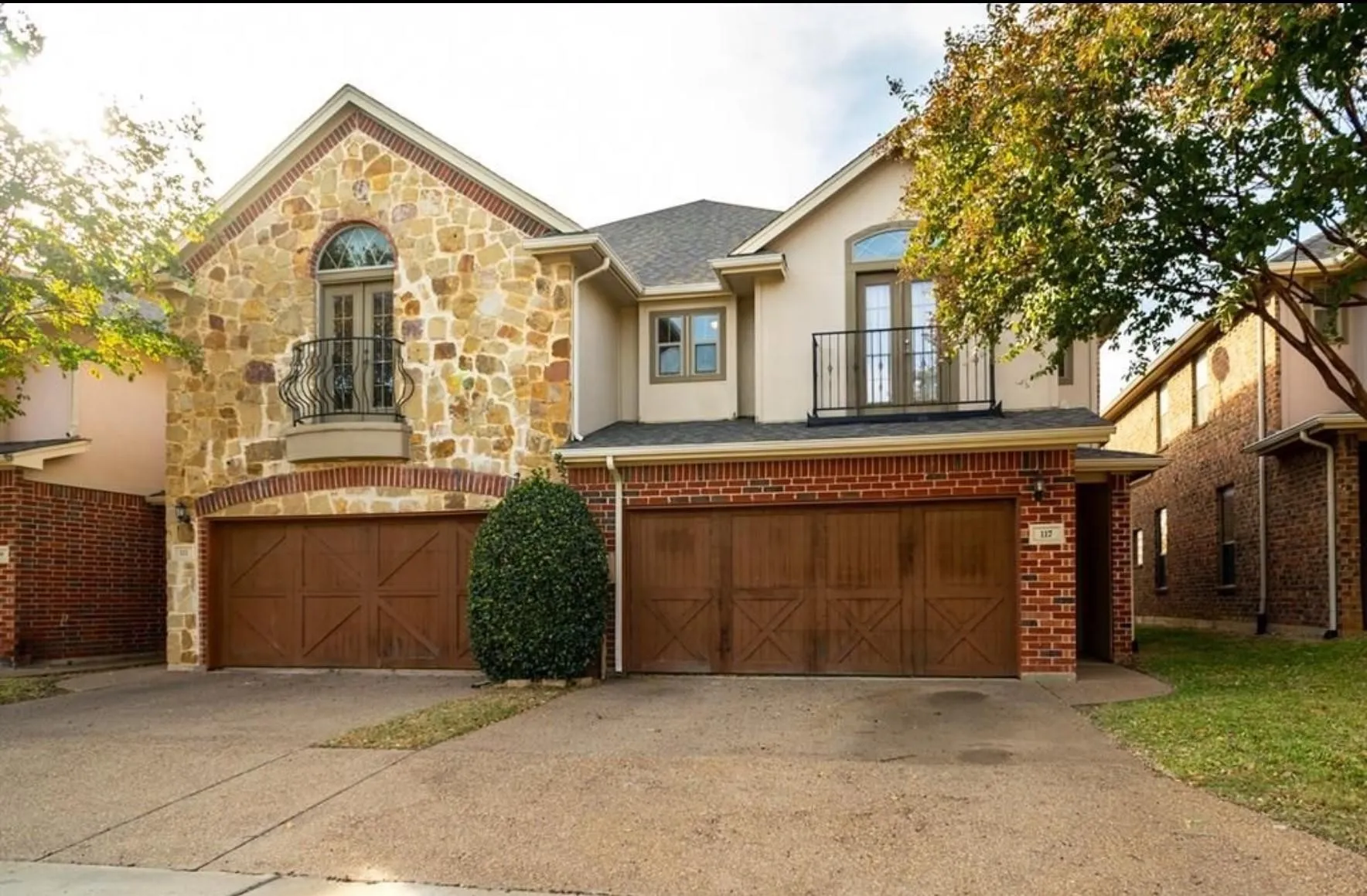 Single Family Residence For Rent in Tarrant County , 117 Corinna Court, Hurst, Texas 76053, 4 Bedroom, 3 Bathroom, 2 Garage spaces, 2,128 Sqft, built in 2006, mls#21363107, Real Estate Agent in Hurst, Homes For Rent in Tarrant county, Homes For Rent in Hurst, Realtor in Hurst Texas, Real Estate Brokerage Independent Realty Texas, Luminita Cordes Realtor