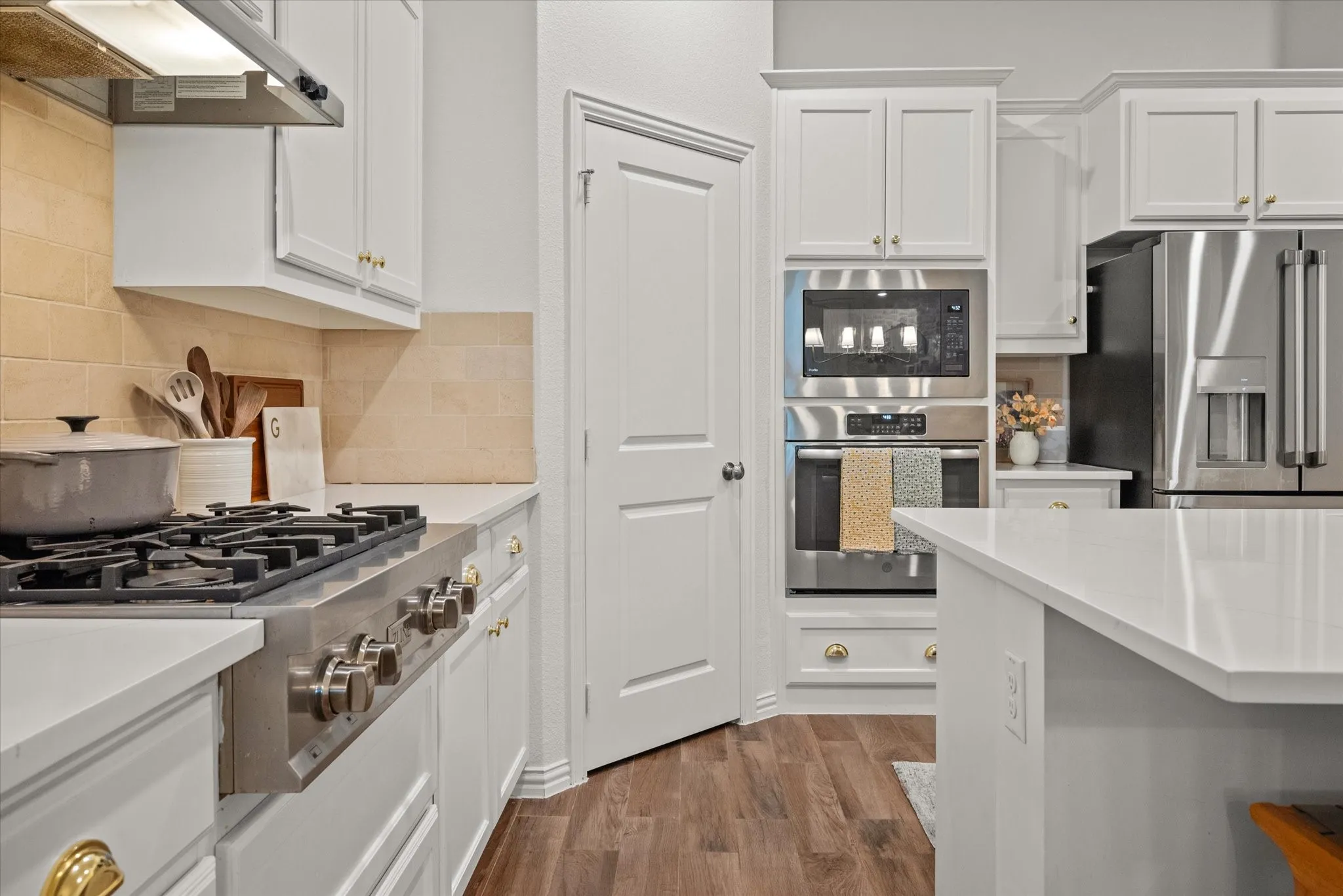 Single Family Residence For Rent in Collin County , 2204 Saratoga Drive, Melissa, Texas 75454, 3 Bedroom, 2 Bathroom, 2 Garage spaces, 2,187 Sqft, built in 2018, mls#21362839, Real Estate Agent in Melissa, Homes For Rent in Collin county, Homes For Rent in Melissa, Realtor in Melissa Texas, Real Estate Brokerage Independent Realty Texas, Luminita Cordes Realtor