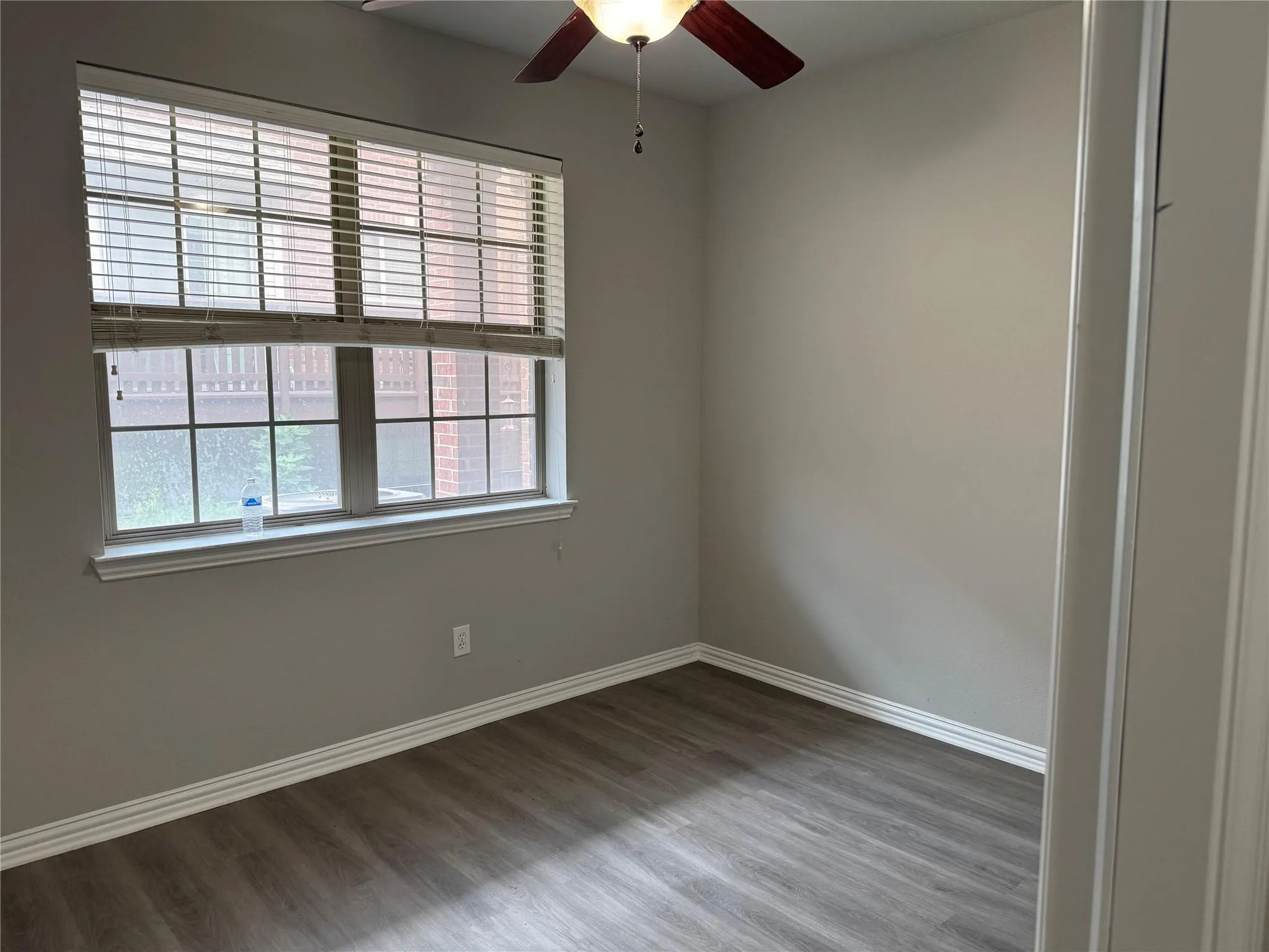Townhouse For Rent in Dallas County , 1444 Chase Lane, Irving, Texas 75063, 4 Bedroom, 4 Bathroom, 2 Garage spaces, 2,241 Sqft, built in 2005, mls#21363380, Real Estate Agent in Irving, Homes For Rent in Dallas county, Homes For Rent in Irving, Realtor in Irving Texas, Real Estate Brokerage Independent Realty Texas, Luminita Cordes Realtor