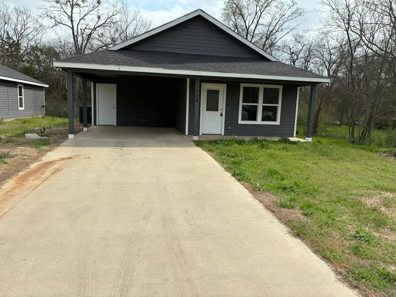Single Family Residence For Rent in Hunt County , 1702 Clark Street, Commerce, Texas 75428, 3 Bedroom, 2 Bathroom, Garage spaces, 1,256 Sqft, built in 2023, mls#21363384, Real Estate Agent in Commerce, Homes For Rent in Hunt county, Homes For Rent in Commerce, Realtor in Commerce Texas, Real Estate Brokerage Independent Realty Texas, Luminita Cordes Realtor
