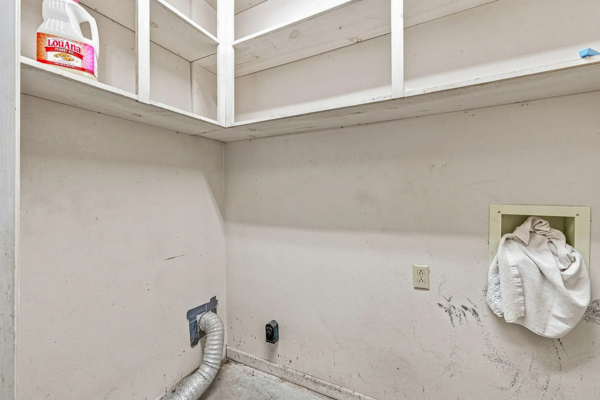 Single Family Residence For Sale in Erath County , 1007 Meadowlark Lane, Stephenville, Texas 76401, 3 Bedroom, 2 Bathroom, 3 Garage spaces, 1,750 Sqft, built in 1975, mls#21362819, Real Estate Agent in Stephenville, Homes For Sale in Erath county, Homes For Sale in Stephenville, Realtor in Stephenville Texas, Real Estate Brokerage Independent Realty Texas, Luminita Cordes Realtor